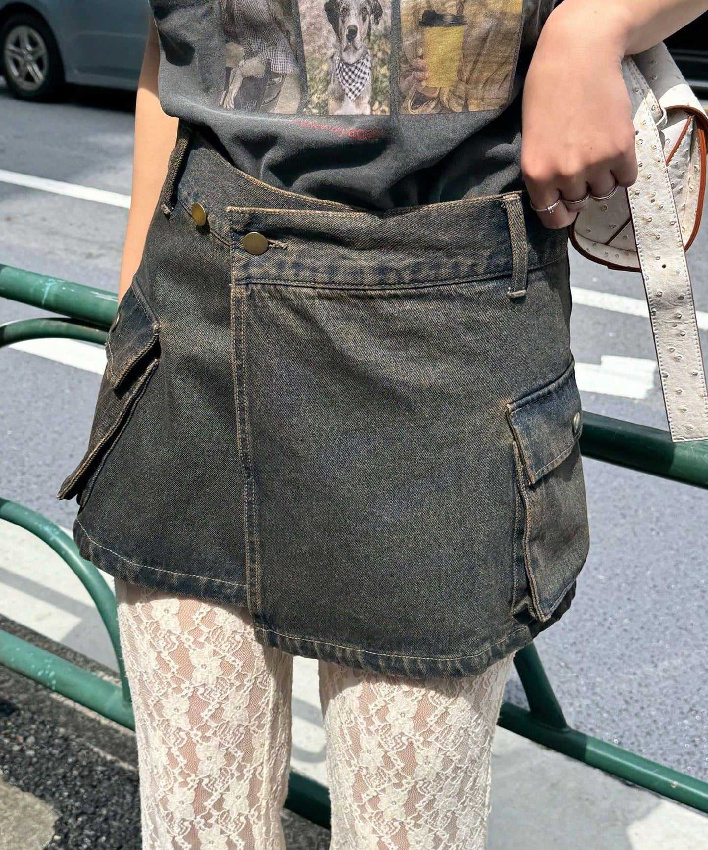 牛仔卷邊裙
