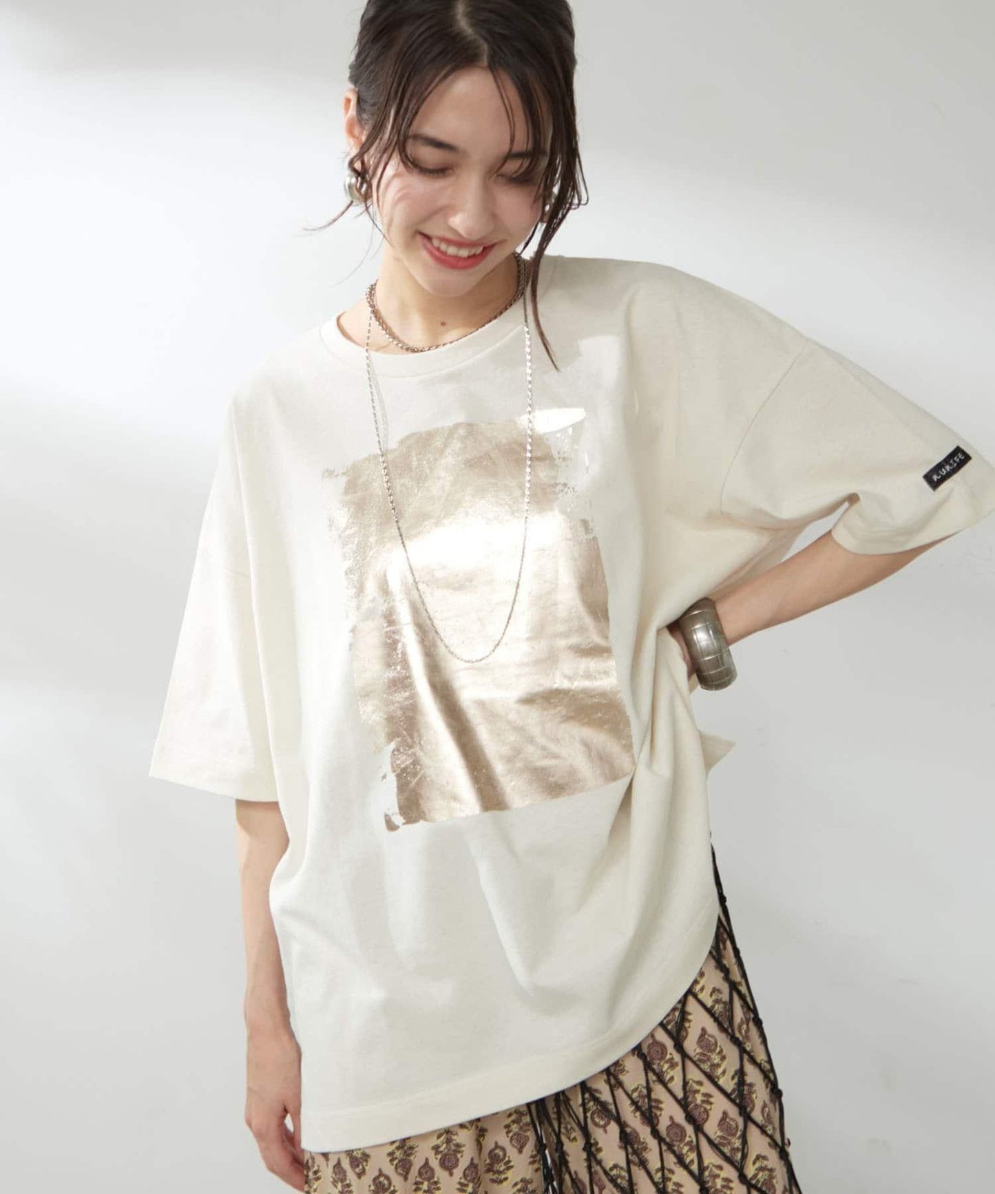 【NUNIFE/】箔印花大T-shirt