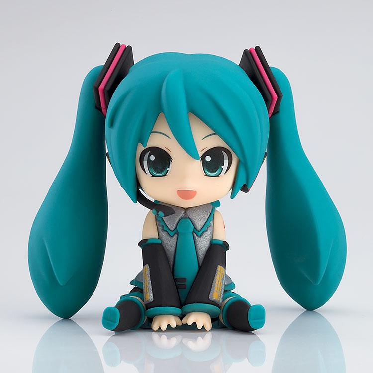 《初音未來》_角色·歌手·系列01 可動小人+ 《初音未來》 拉桿箱掛飾