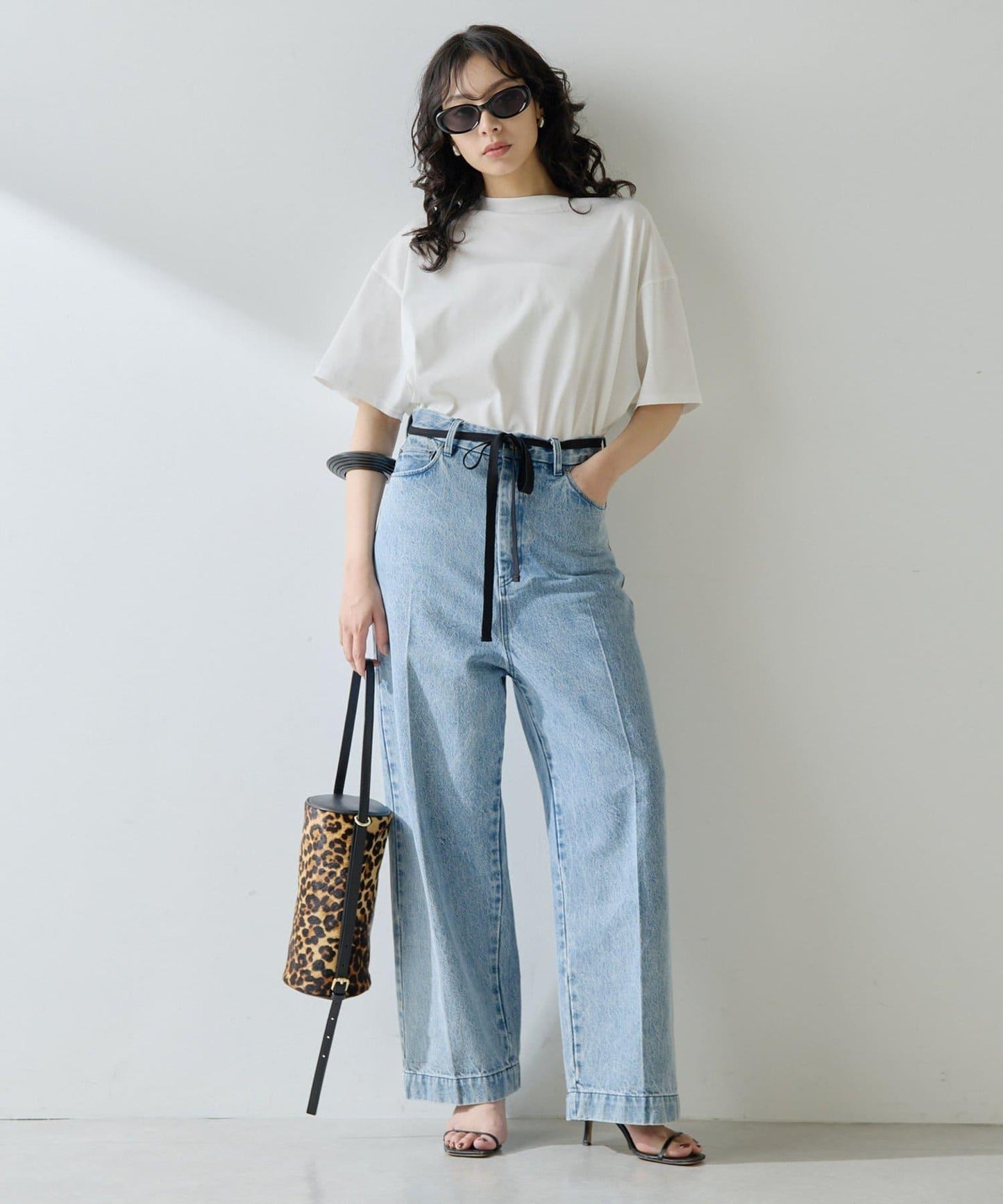 圓領棉質T恤款套頭衫