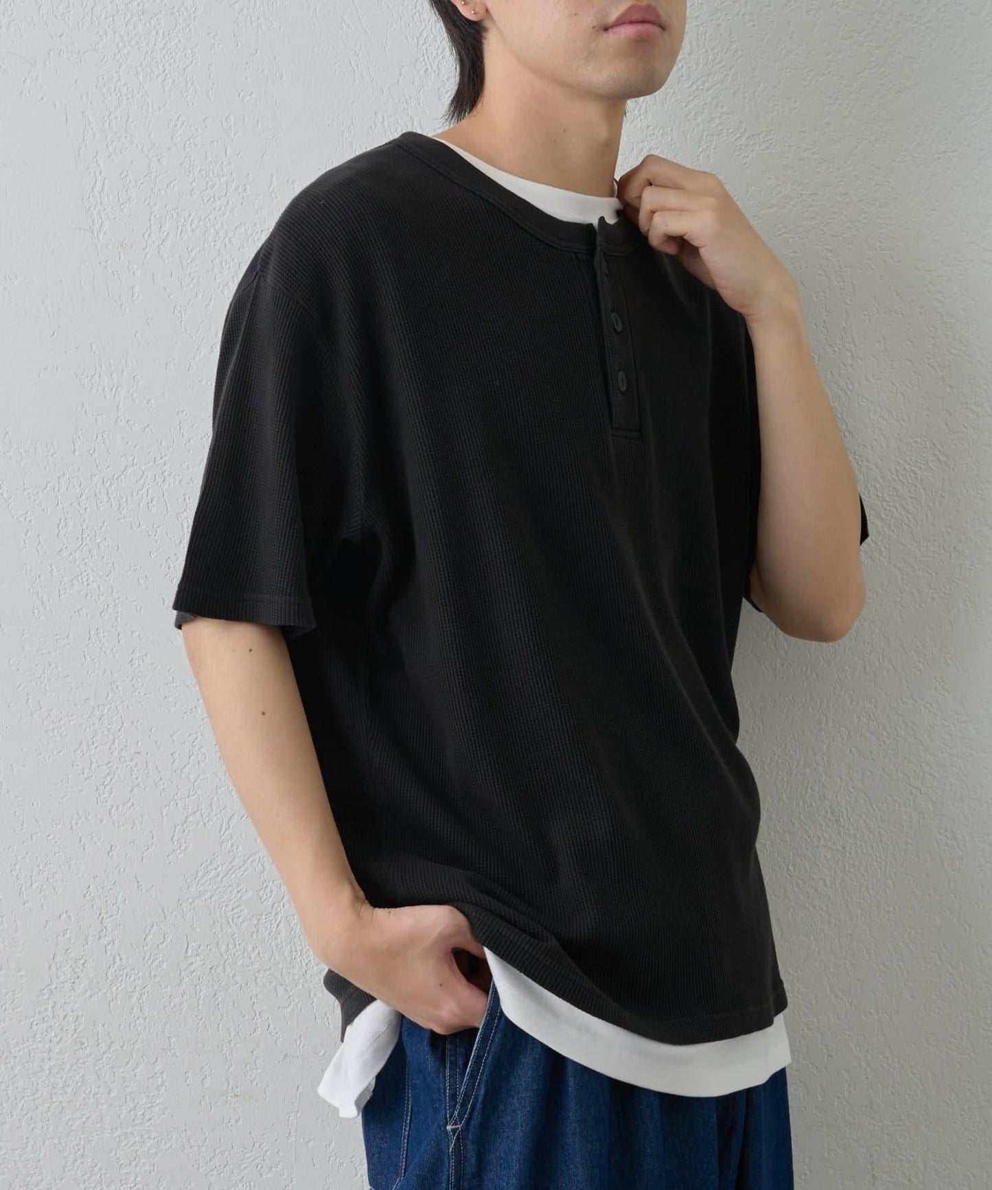 【範例】氣烤華夫餅亨利領T-shirt