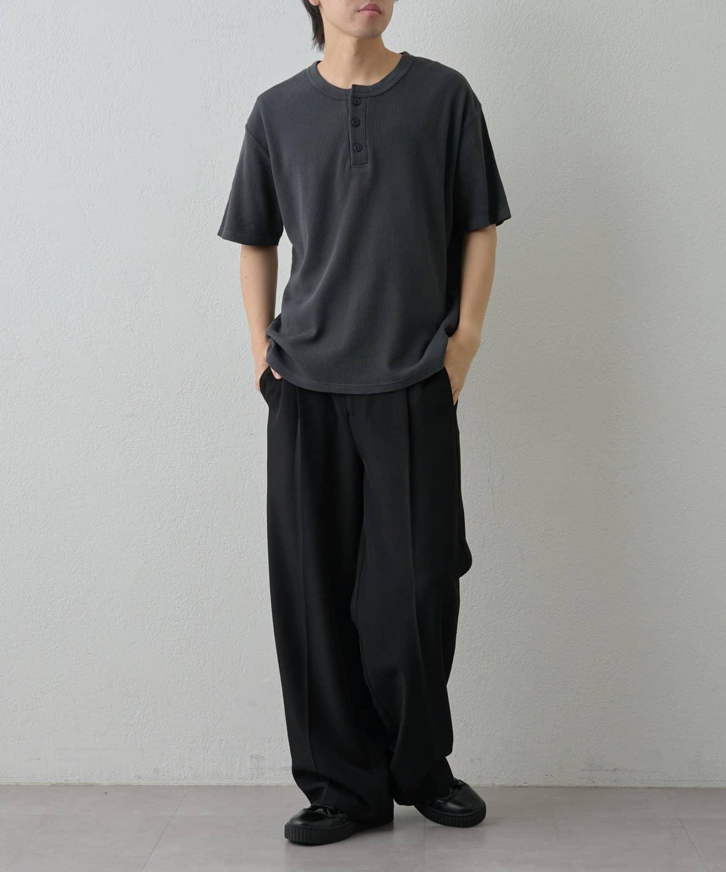 【範例】氣烤華夫餅亨利領T-shirt