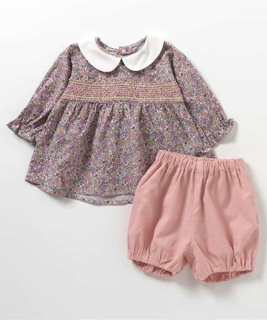 花紋荷葉邊刺繡套裝