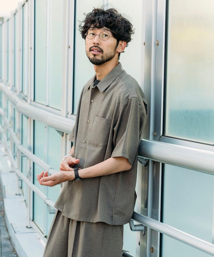 Reflax 功能性材料 輕鬆合身 條紋 開領襯衫 短袖