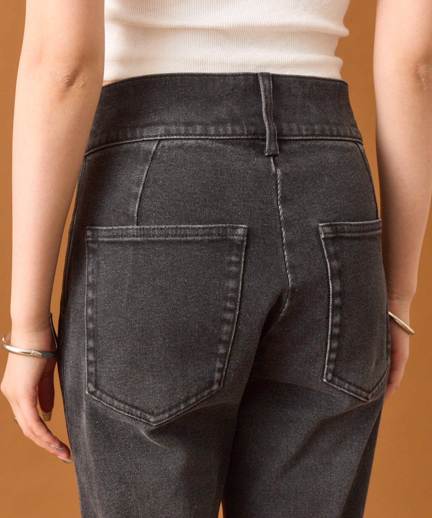 開叉喇叭牛仔褲