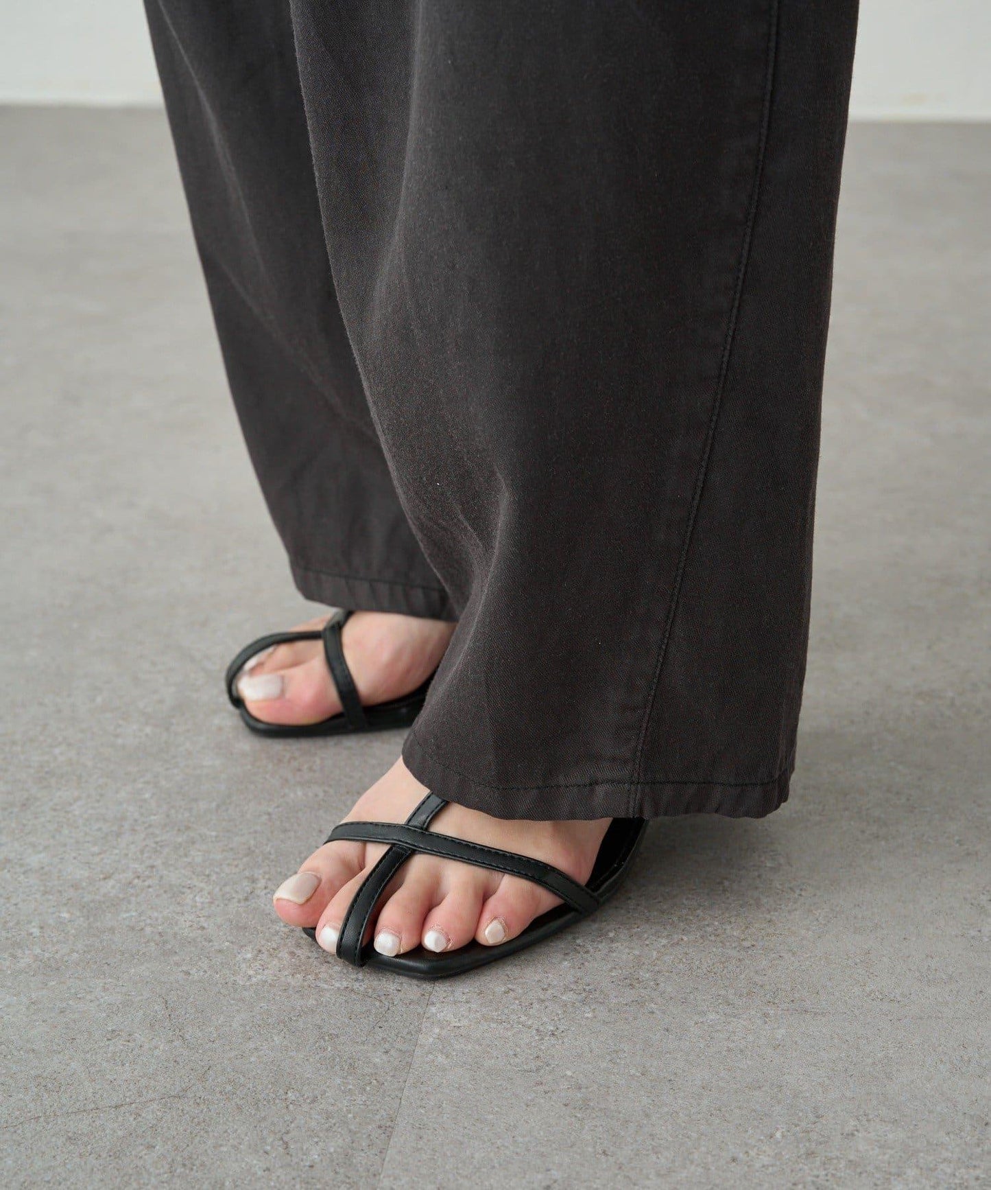 曲線剪裁工裝褲