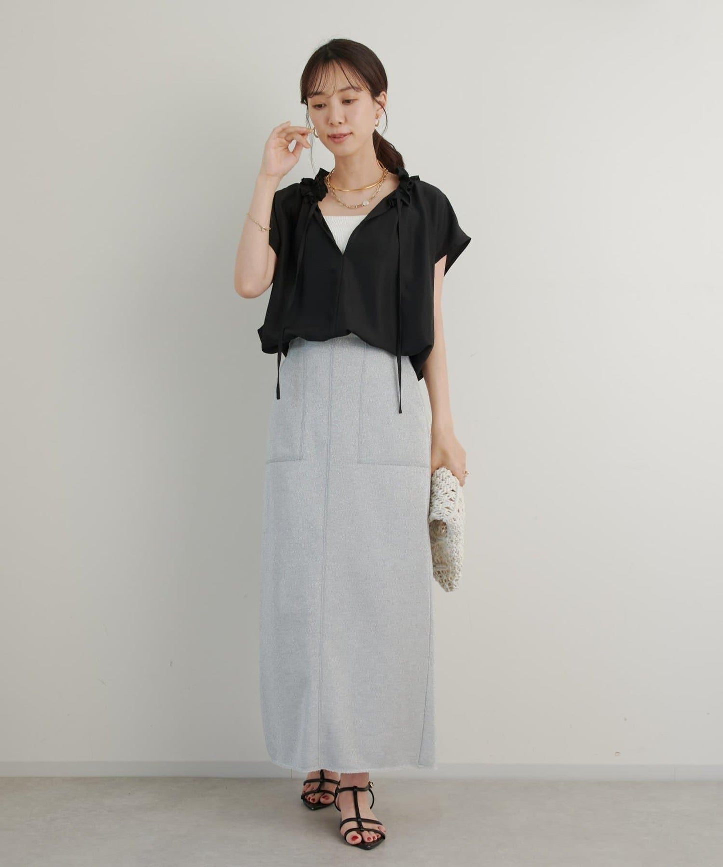《全方向大人女性感◎》纖維綢緞荷葉邊襯衫