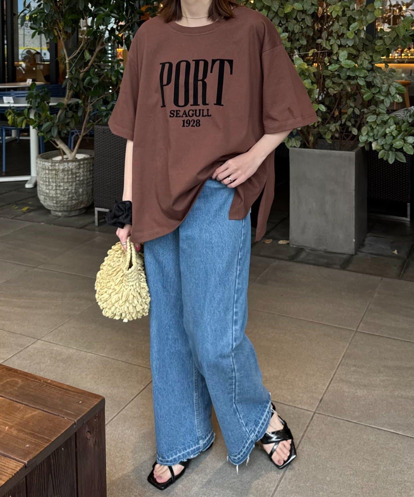 絨布標誌印花短袖oversize T 恤
