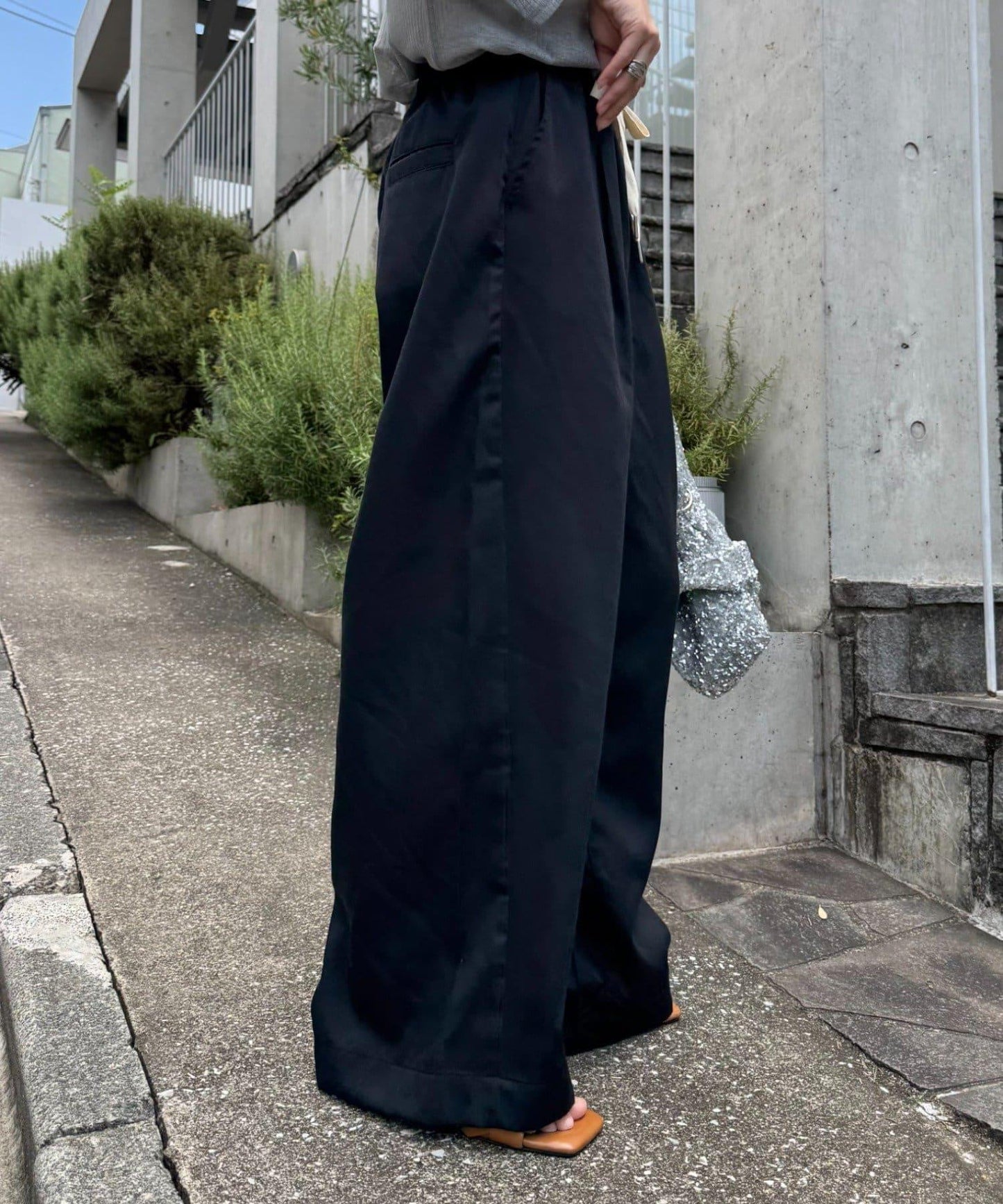 柔軟寬鬆牛仔褲