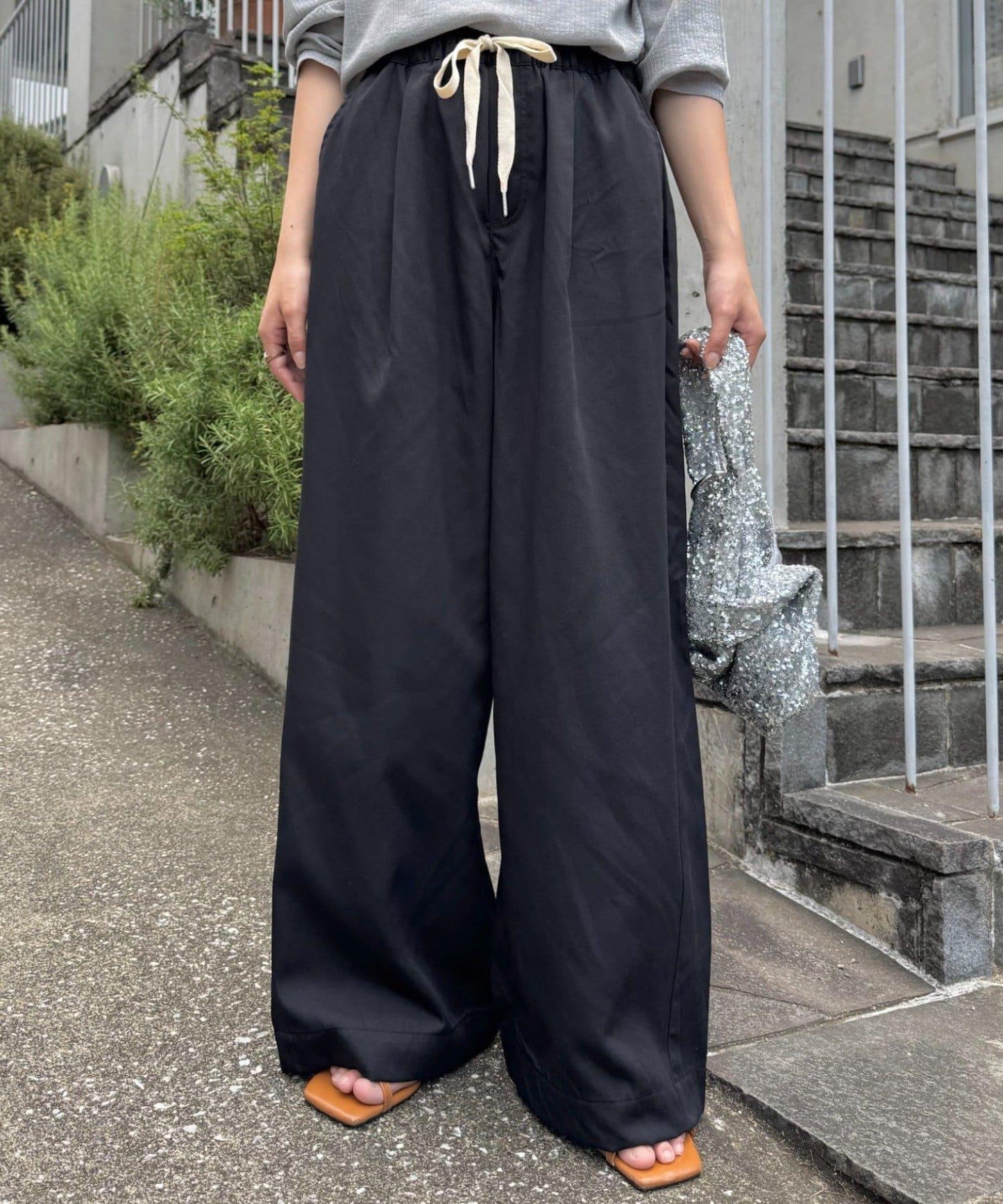 柔軟寬鬆牛仔褲