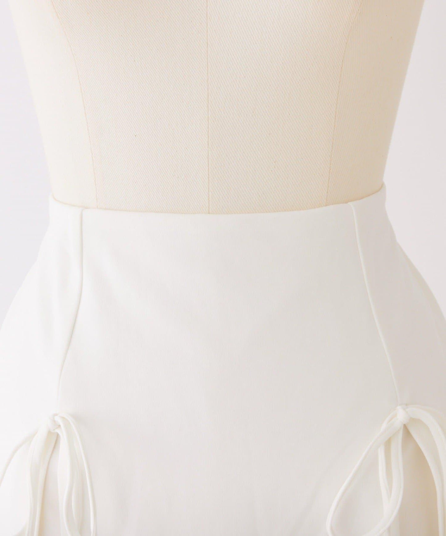 【一件接一件】修身裙