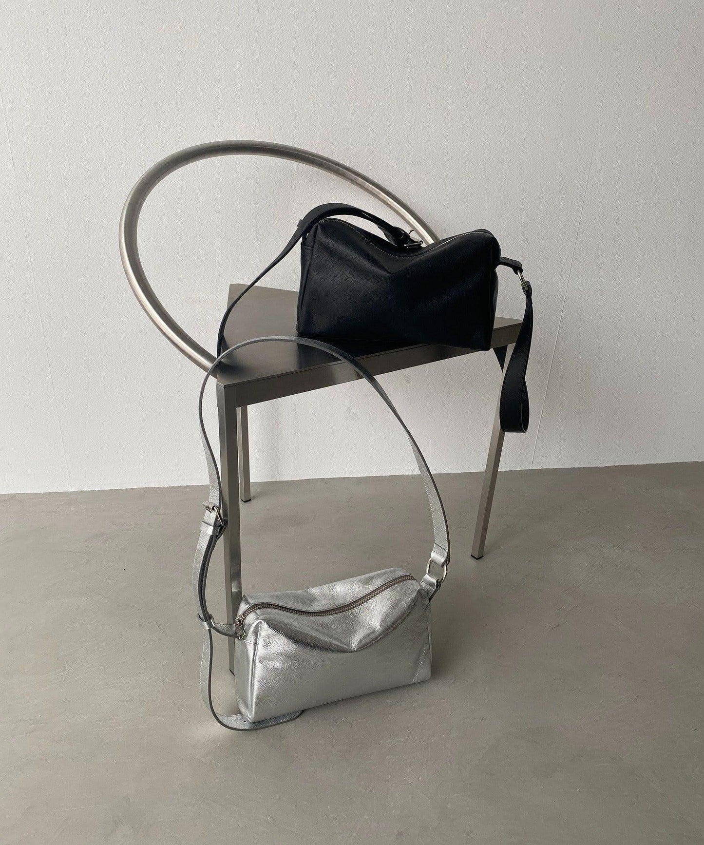 皮革方形肩揹包