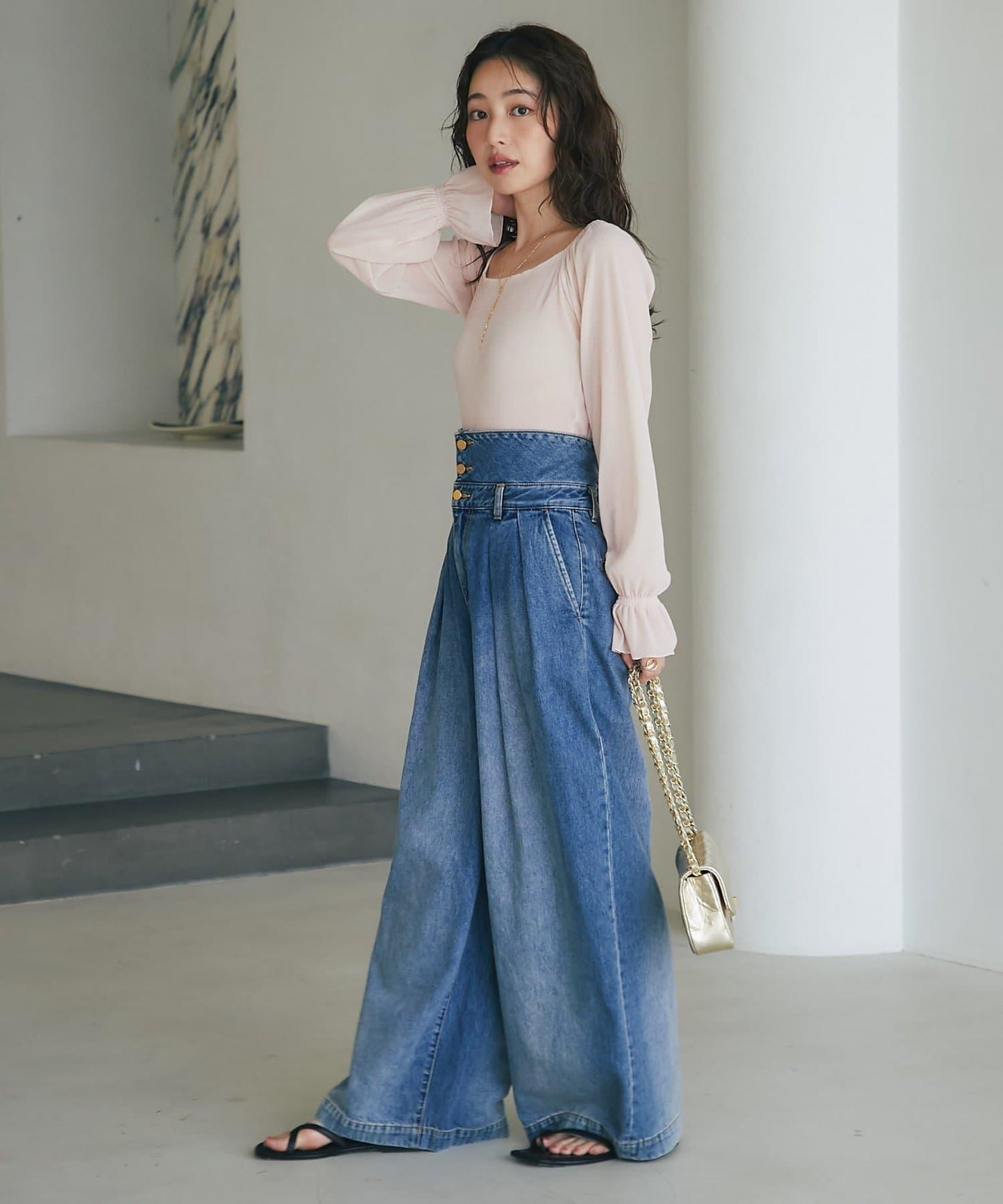 【KAZUMI監修】絨面蕾絲方領T恤