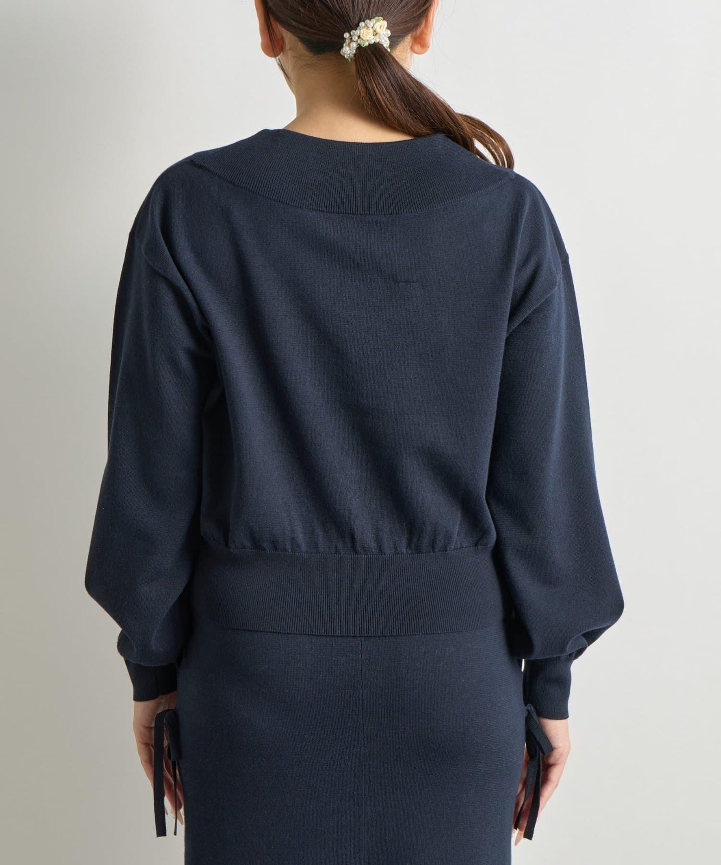 【La boutique BonBon】亮絲針織V領毛衣