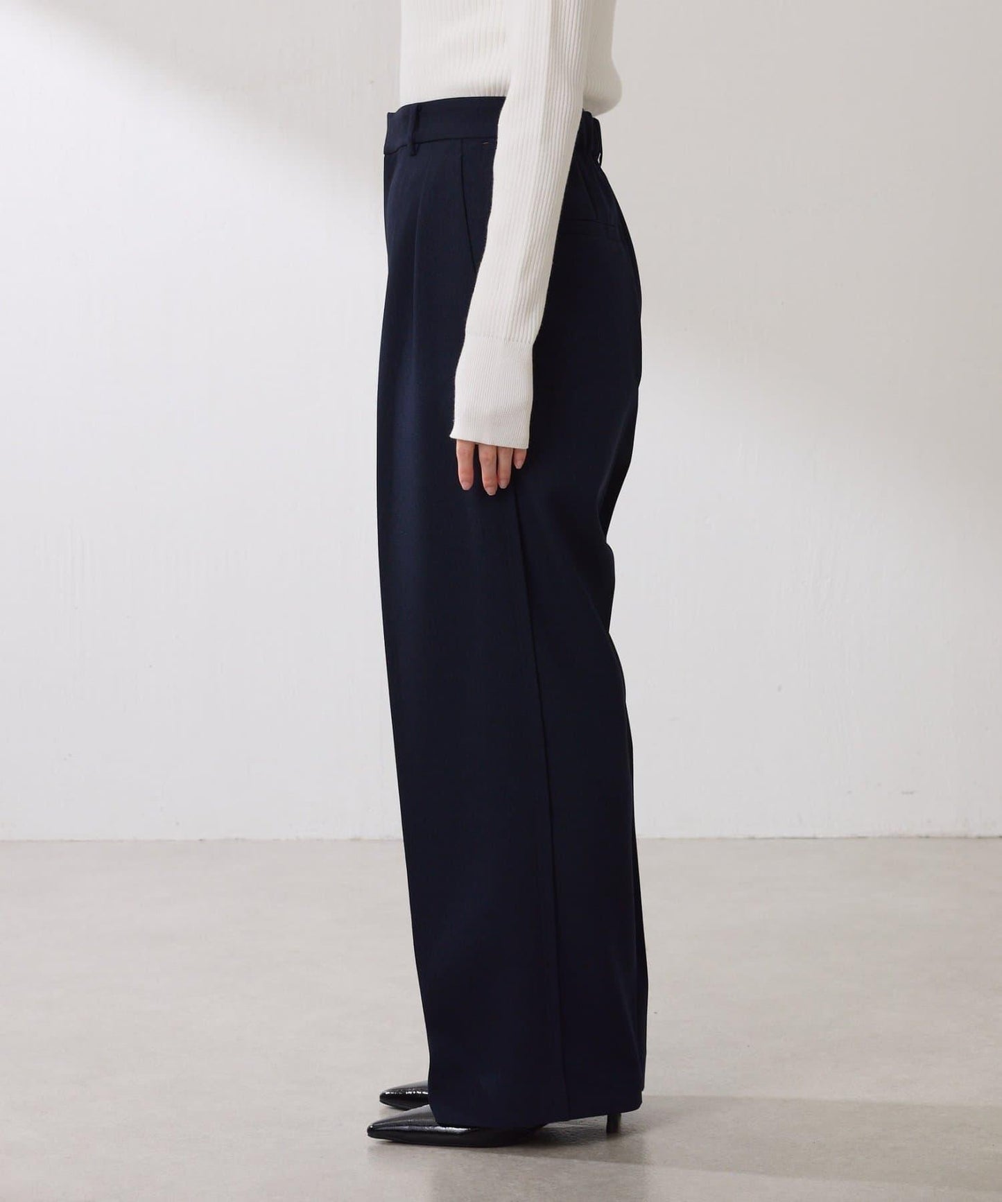 【復古/修飾腿部線條】羊毛感折褶褲/卡塞特服