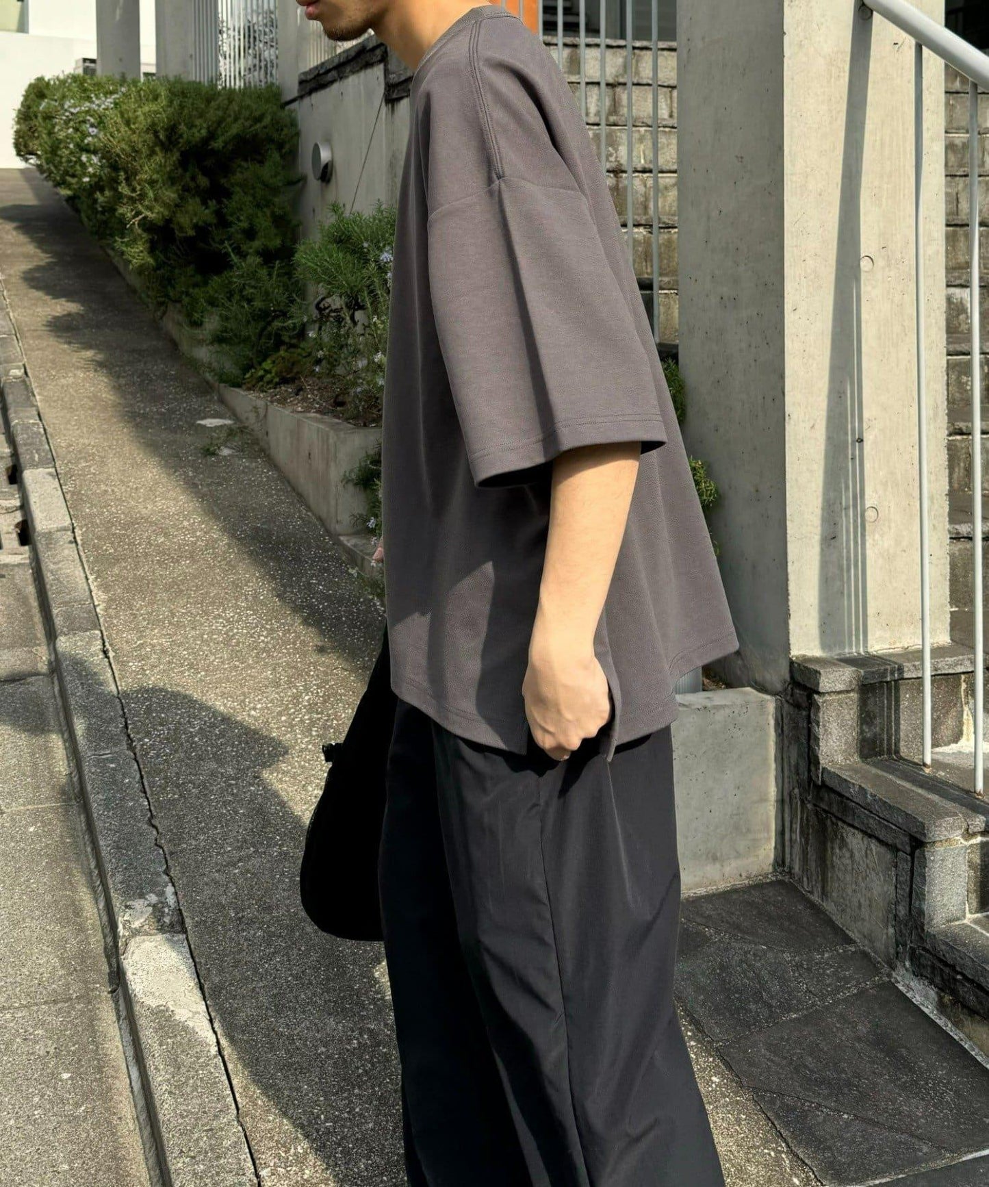 【男女通用】平紋高計數側開叉寬鬆T恤