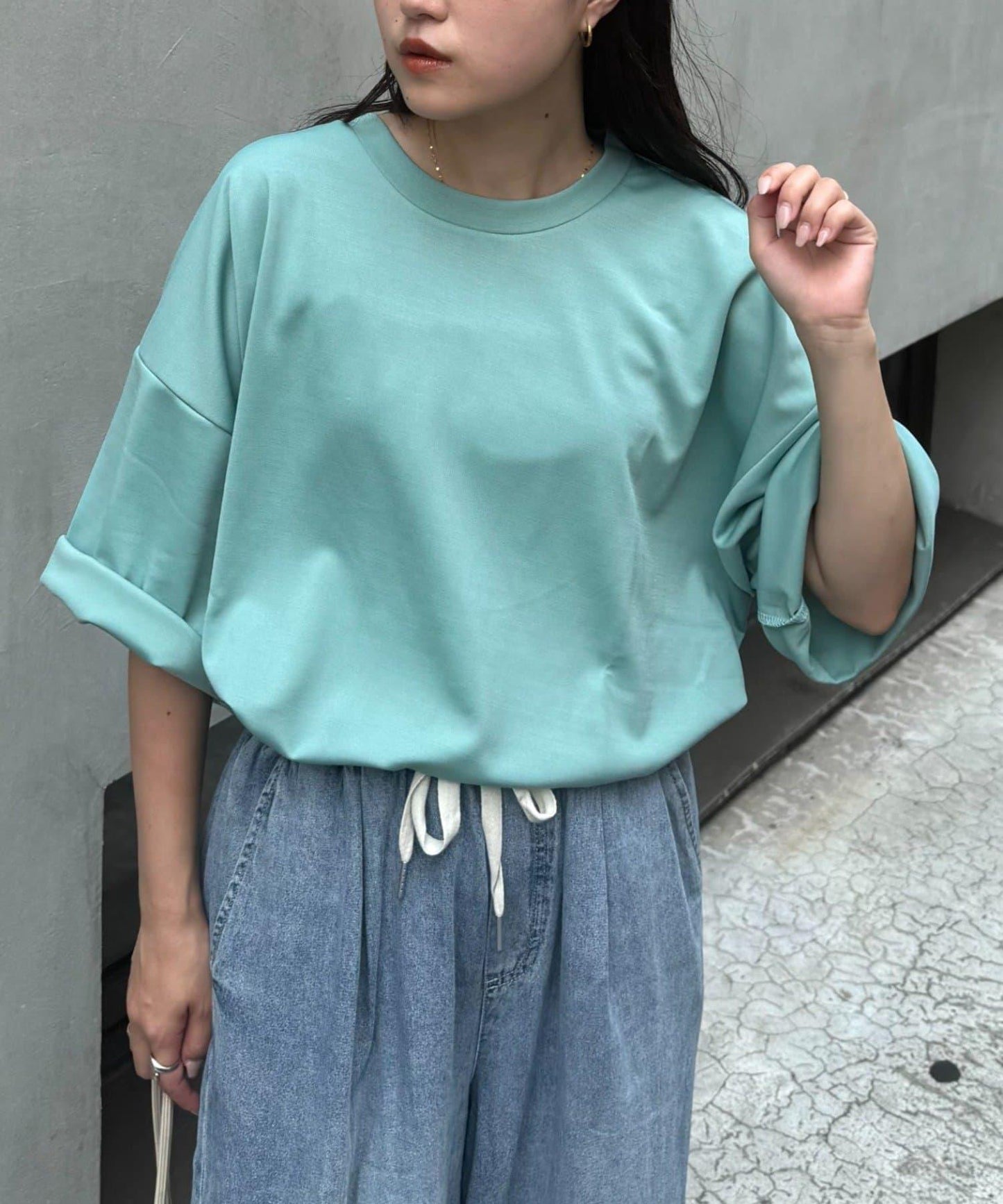 【男女通用】平紋高計數側開叉寬鬆T恤