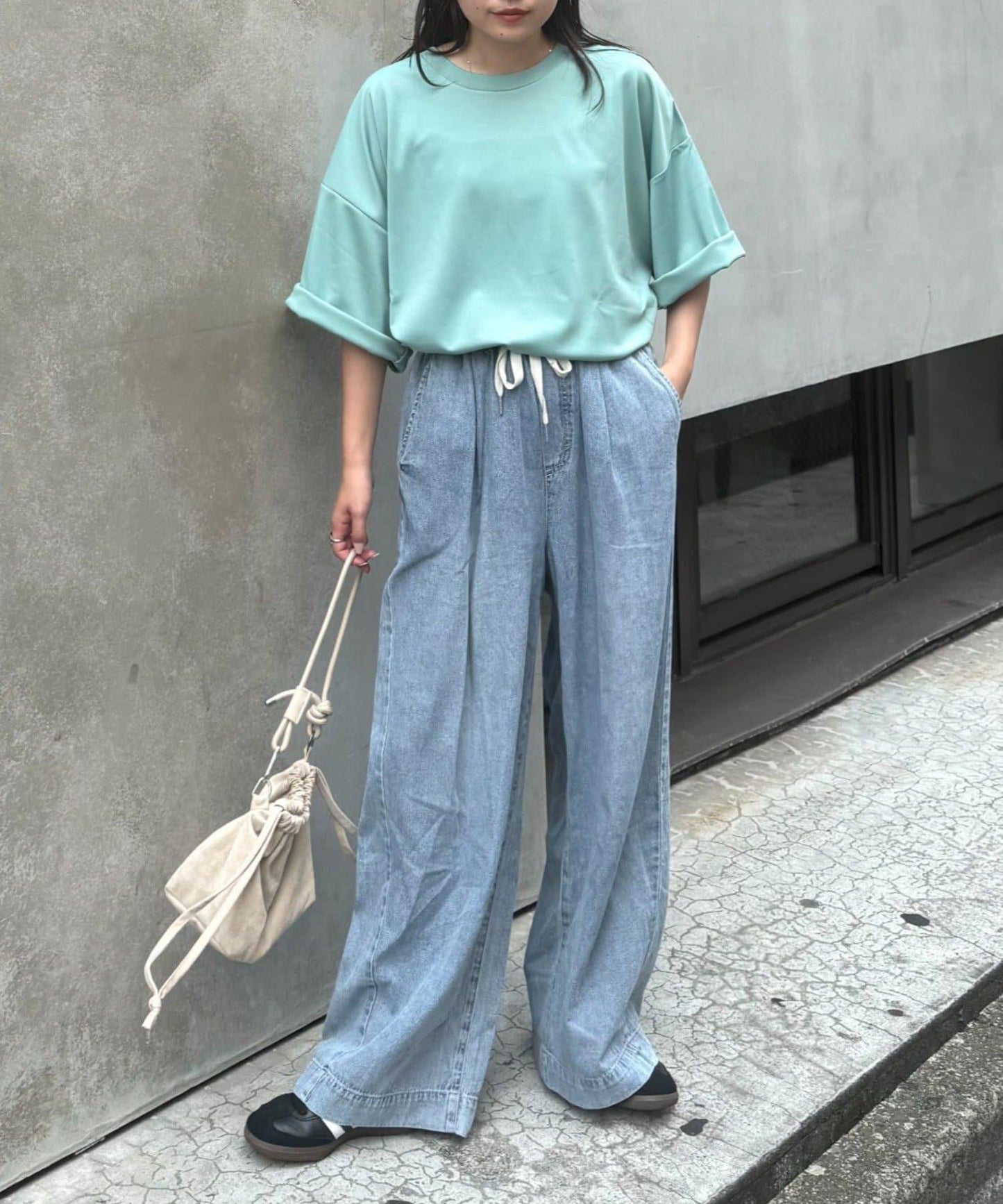 【男女通用】平紋高計數側開叉寬鬆T恤