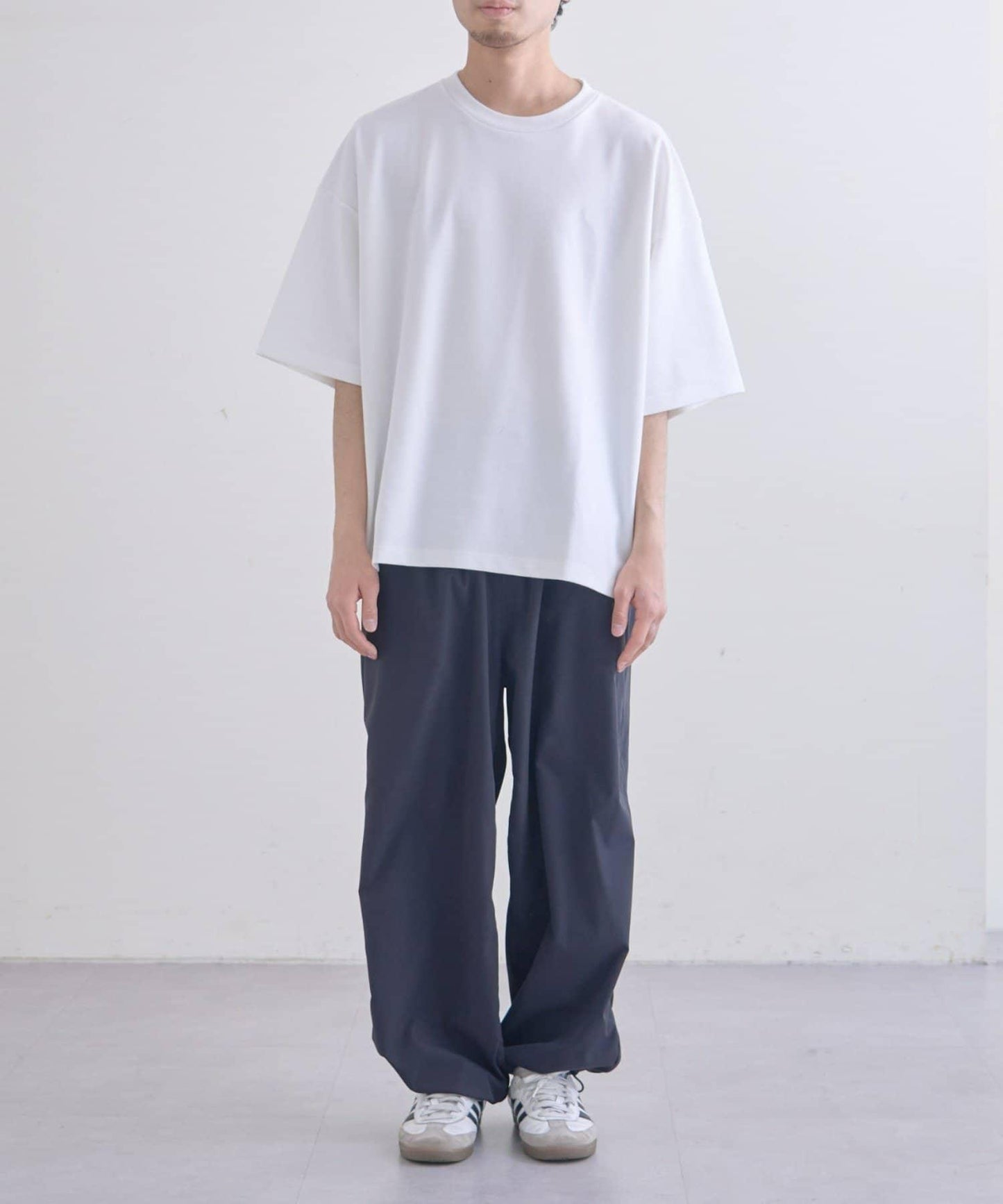 【男女通用】平紋高計數側開叉寬鬆T恤