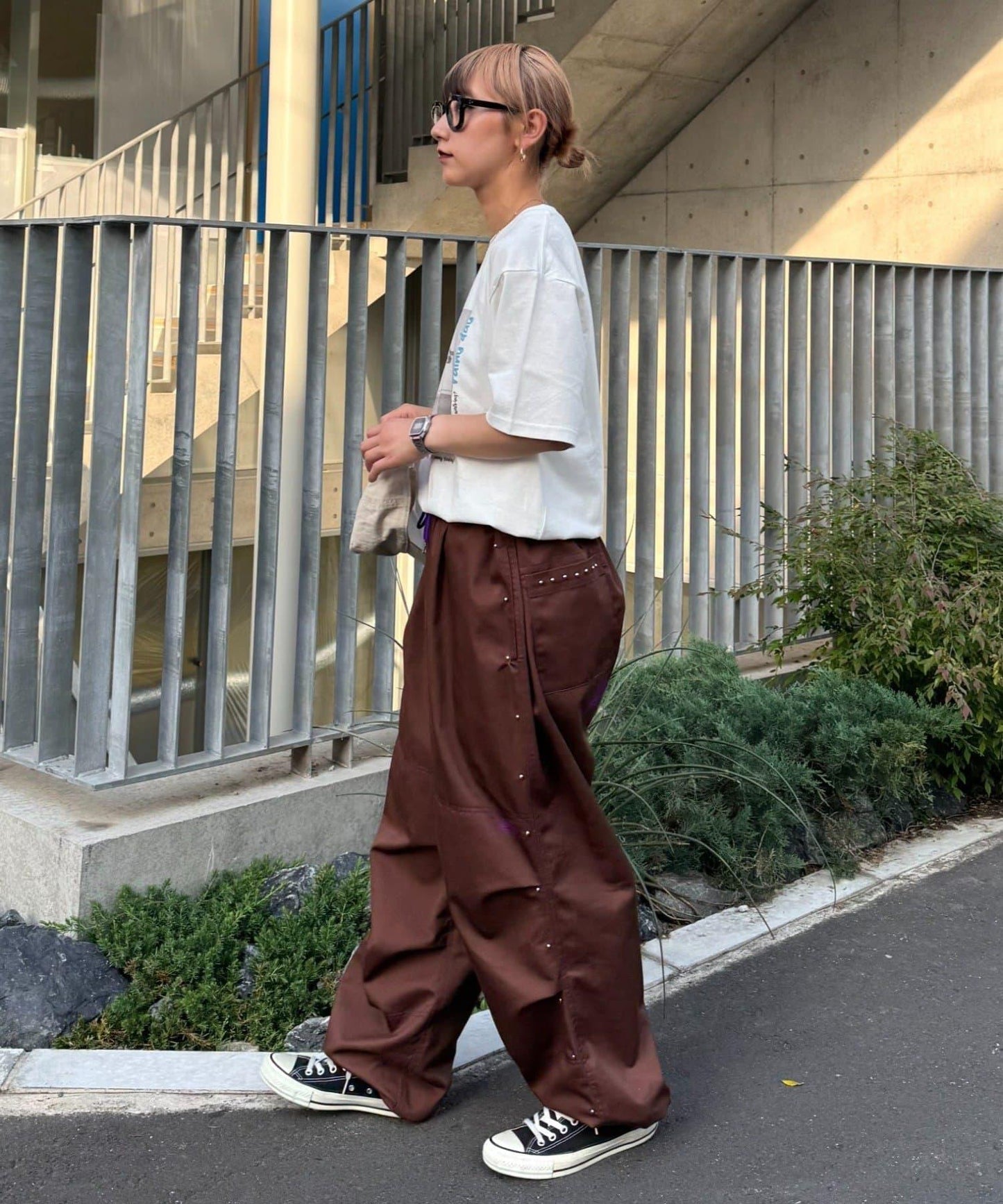 【SG】雙層膝部鉚釘傘布褲