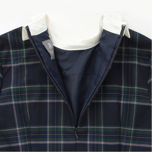 *短袖帶領連衣裙