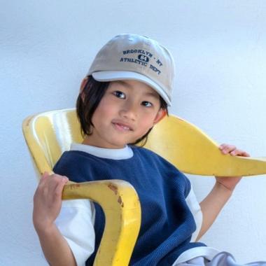 學院風標誌刺繡棒球帽