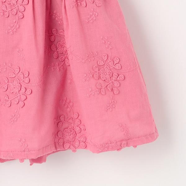 蕾絲刺繡連衣裙