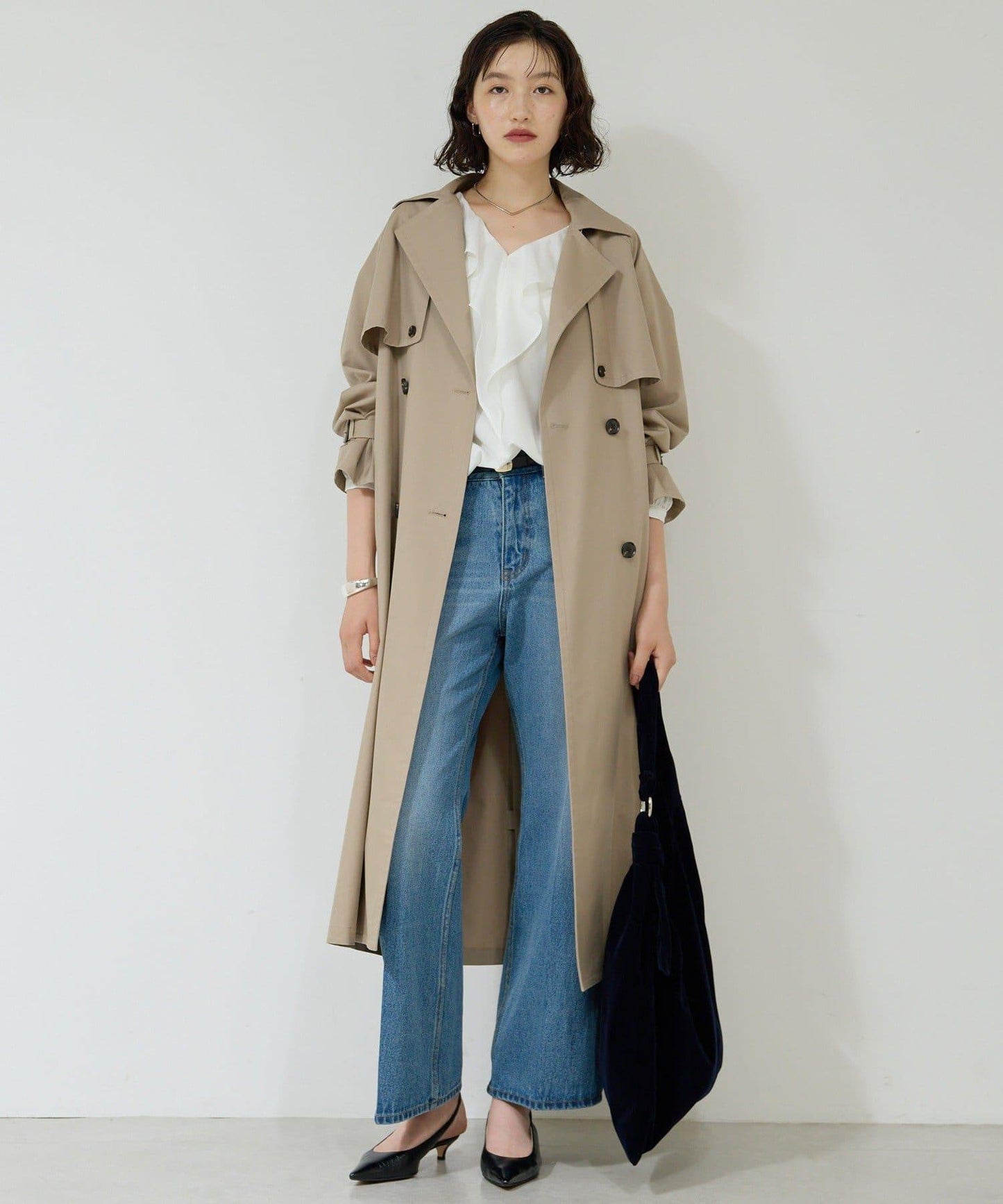 中高腰中筋喇叭牛仔褲