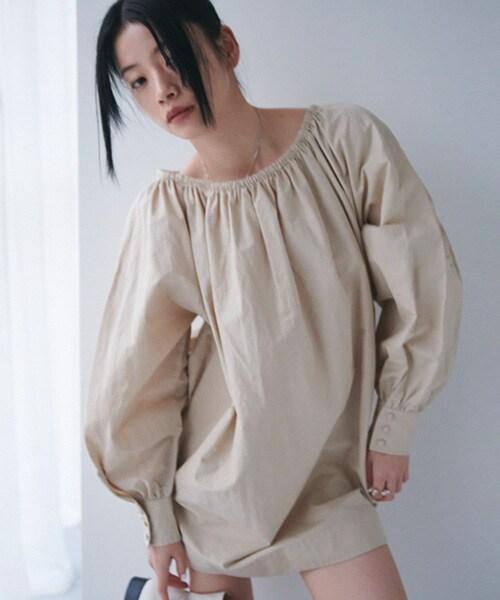 泡泡袖迷你連衣裙