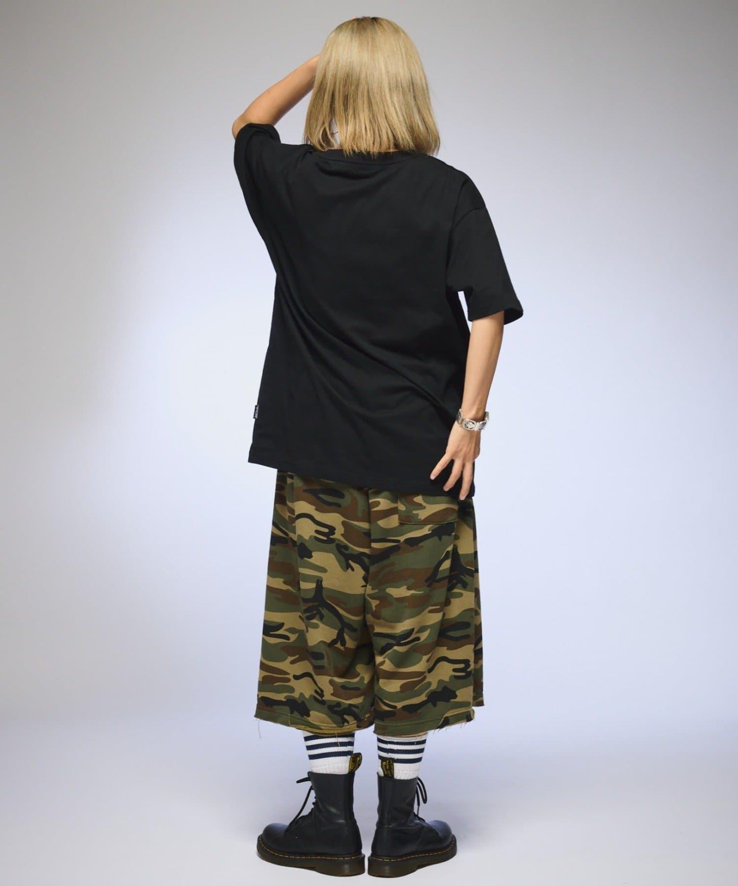 【OddStudio】アソートグラフィックデザインTEE