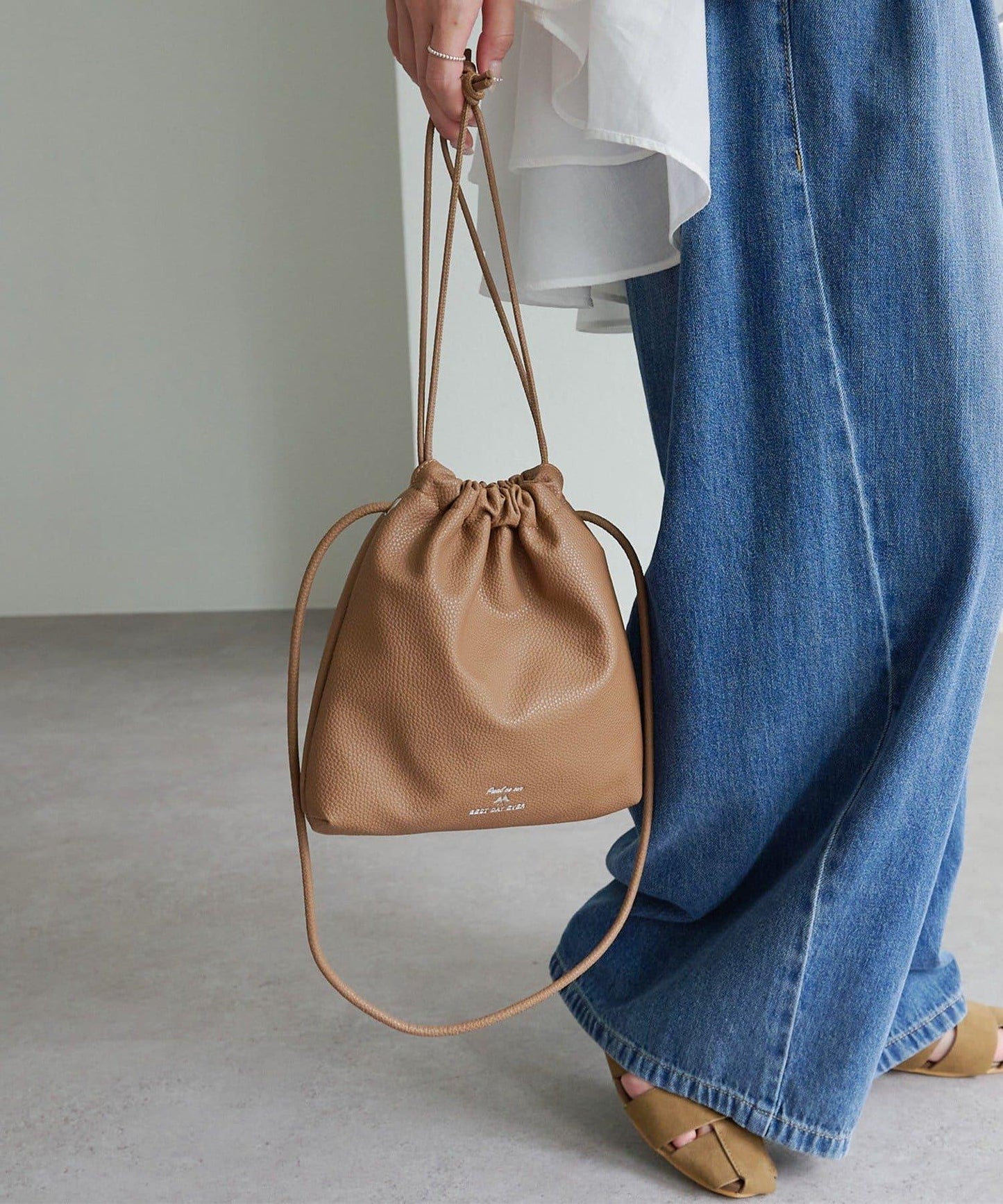 【復古/新色登場】仿皮綁帶袋