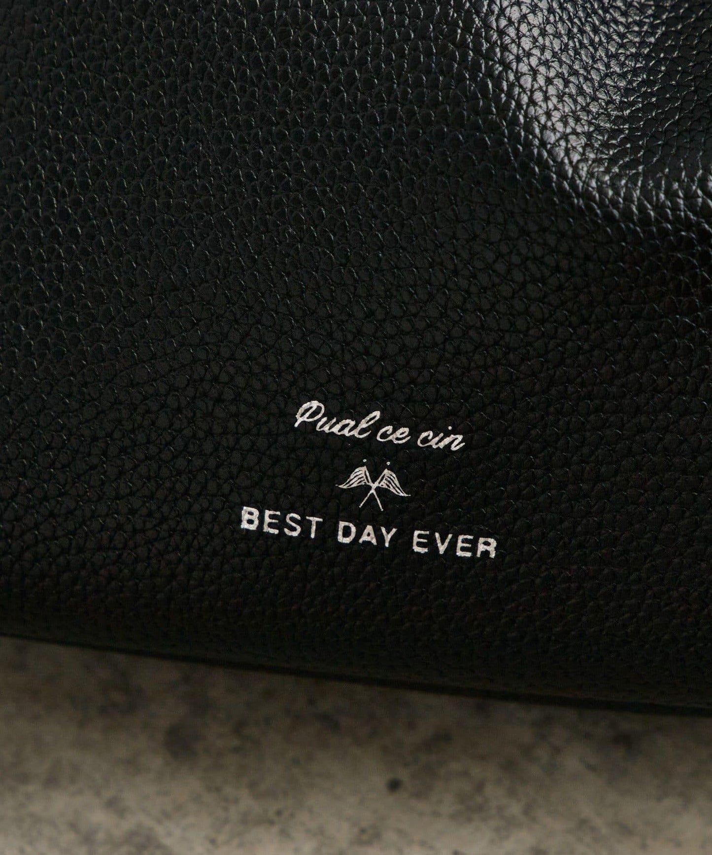 【復古/新色登場】仿皮綁帶袋