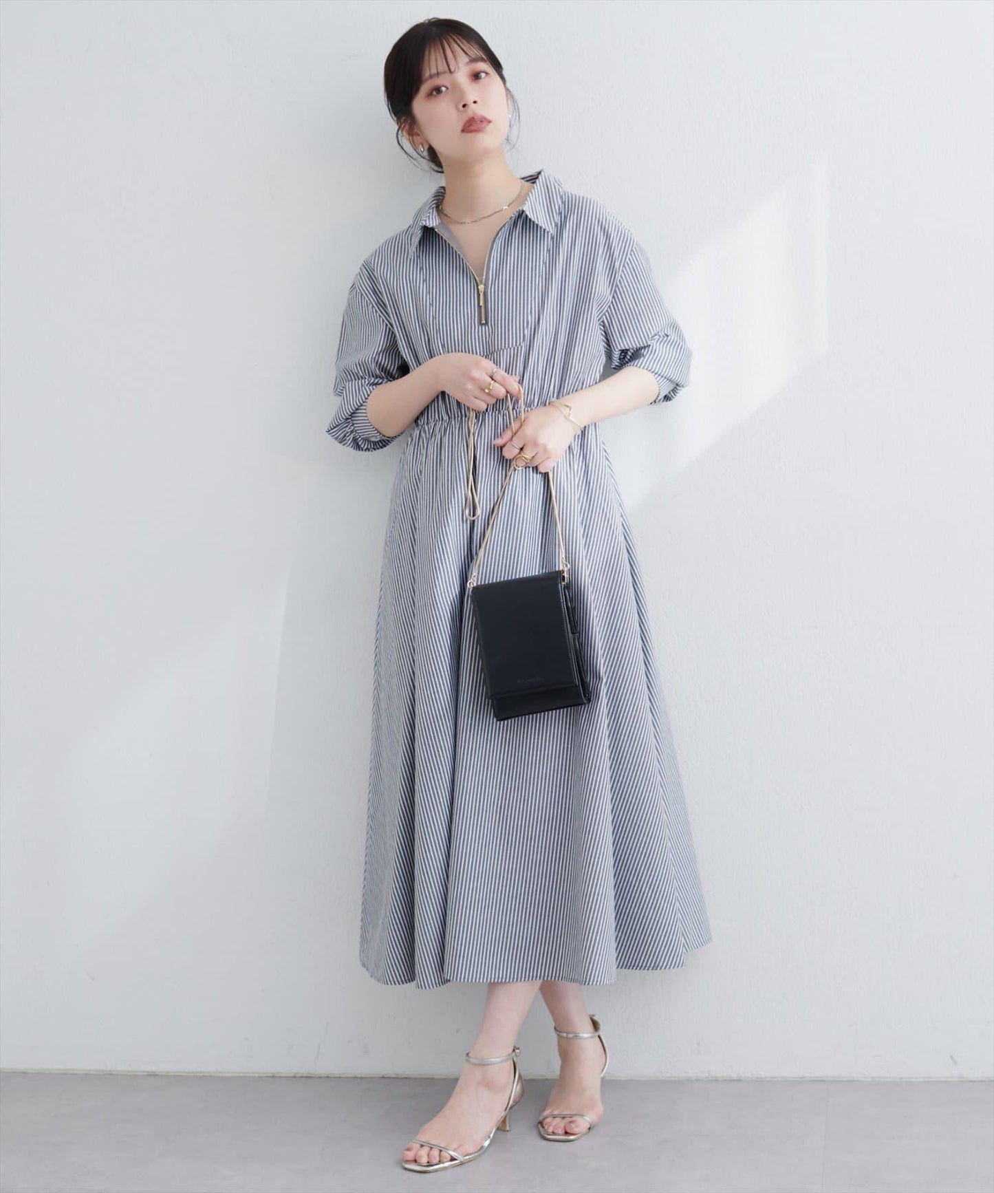 【限定】前拉鍊領口連衣裙
