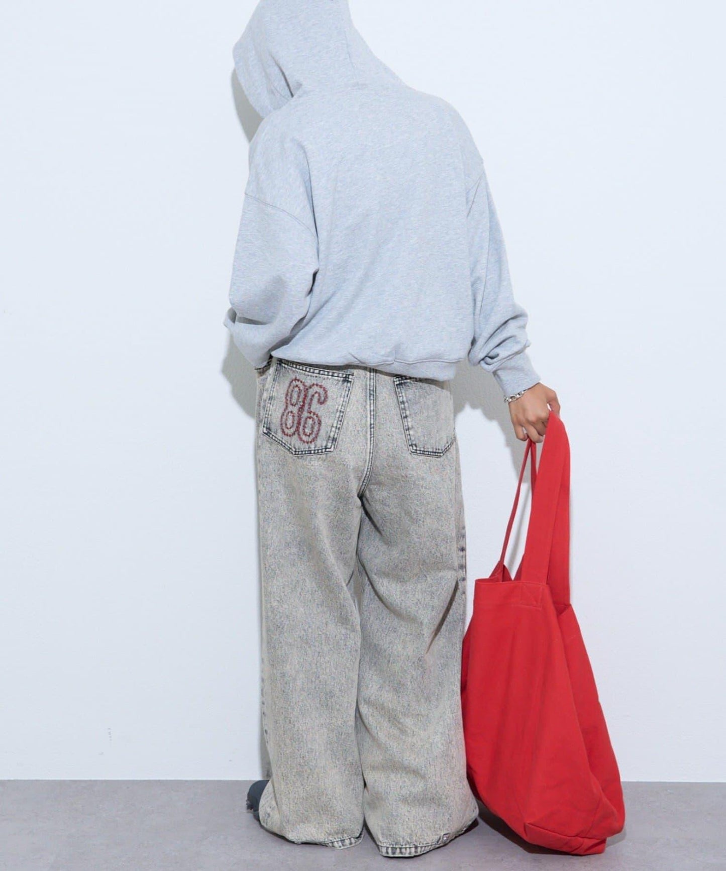 【薩基企劃】【可調節腰圍】超染褶皺設計牛仔褲