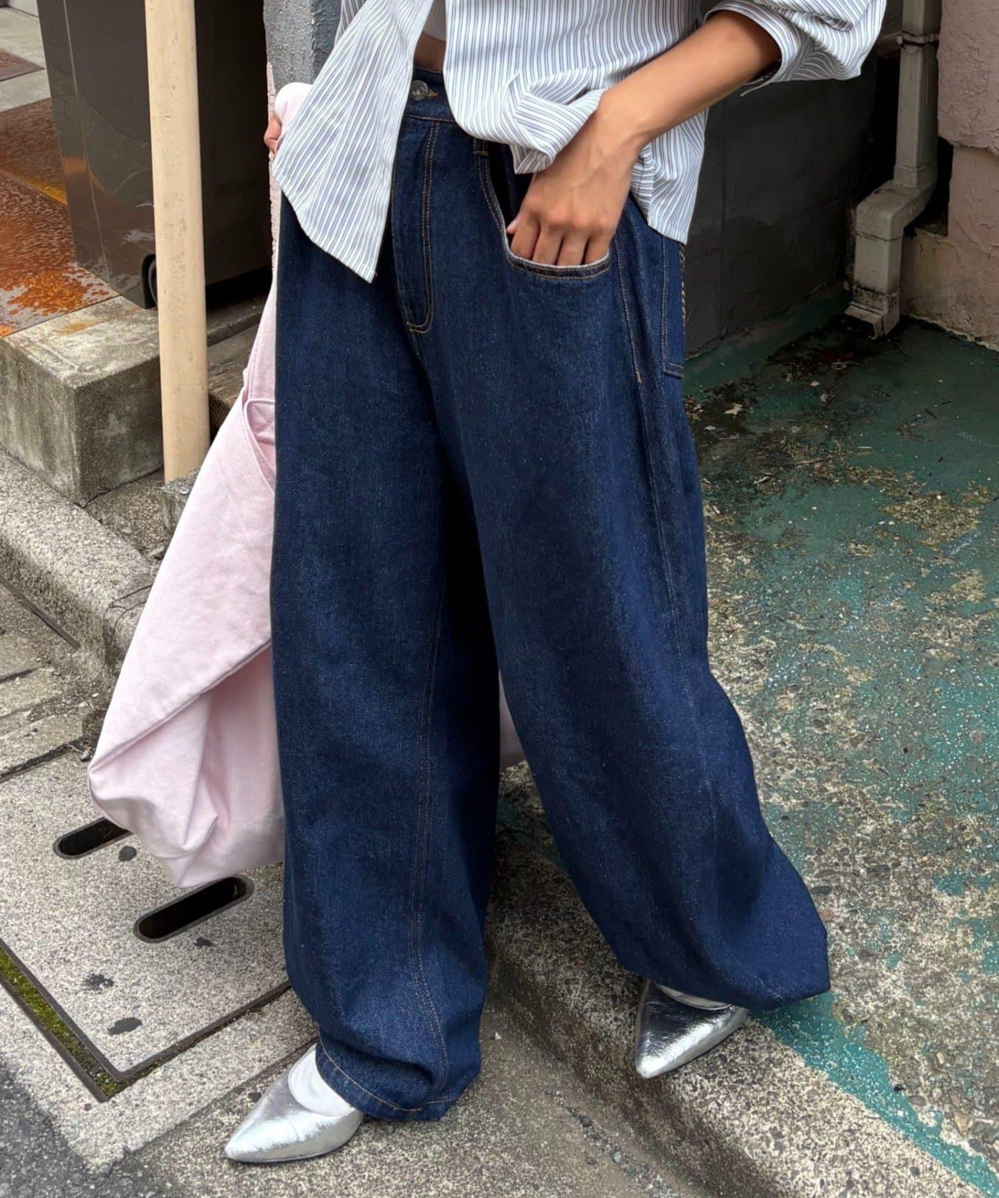 【薩基企劃】【可調節腰圍】超染褶皺設計牛仔褲