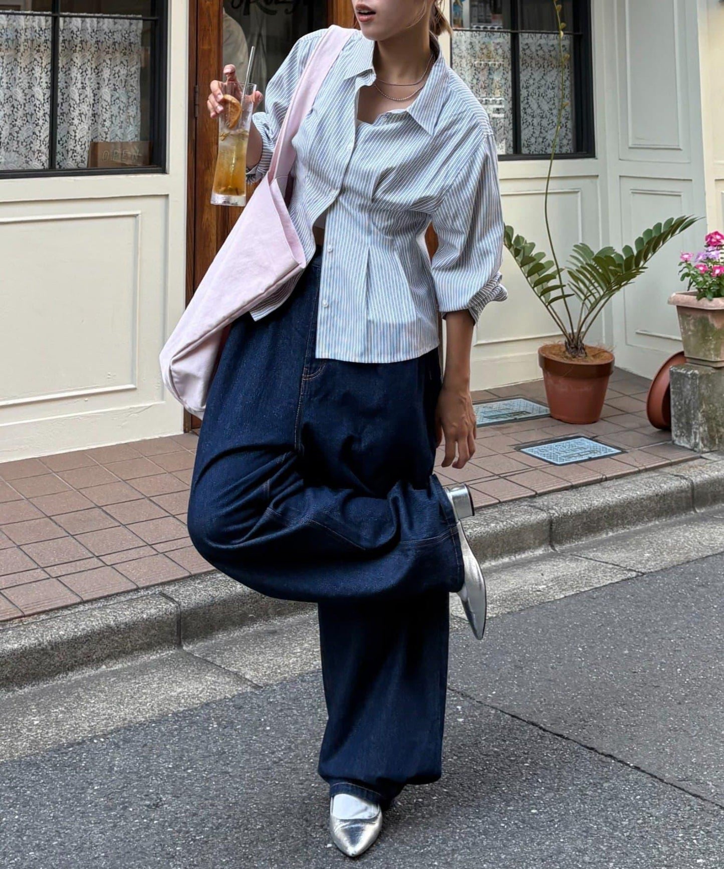 【薩基企劃】【可調節腰圍】超染褶皺設計牛仔褲