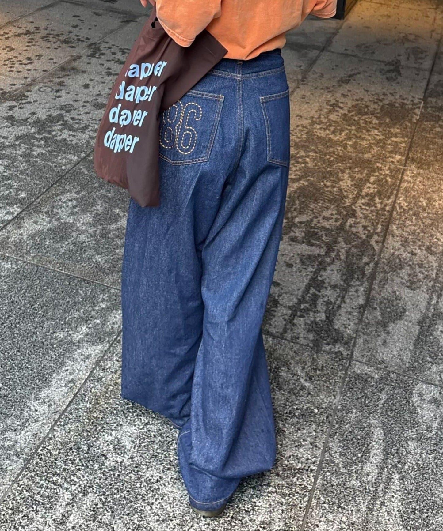 【薩基企劃】【可調節腰圍】超染褶皺設計牛仔褲