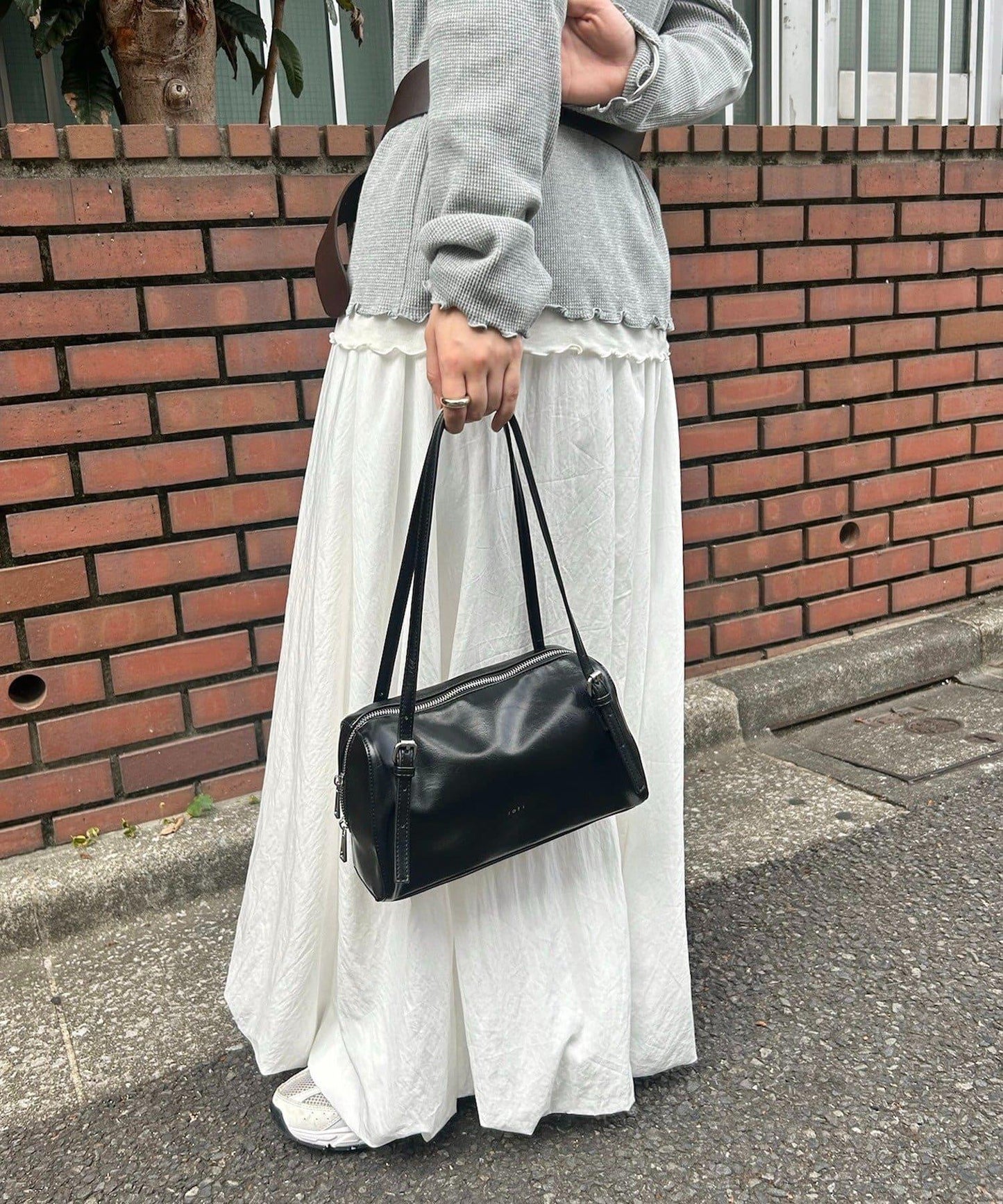 loti寬口袋包