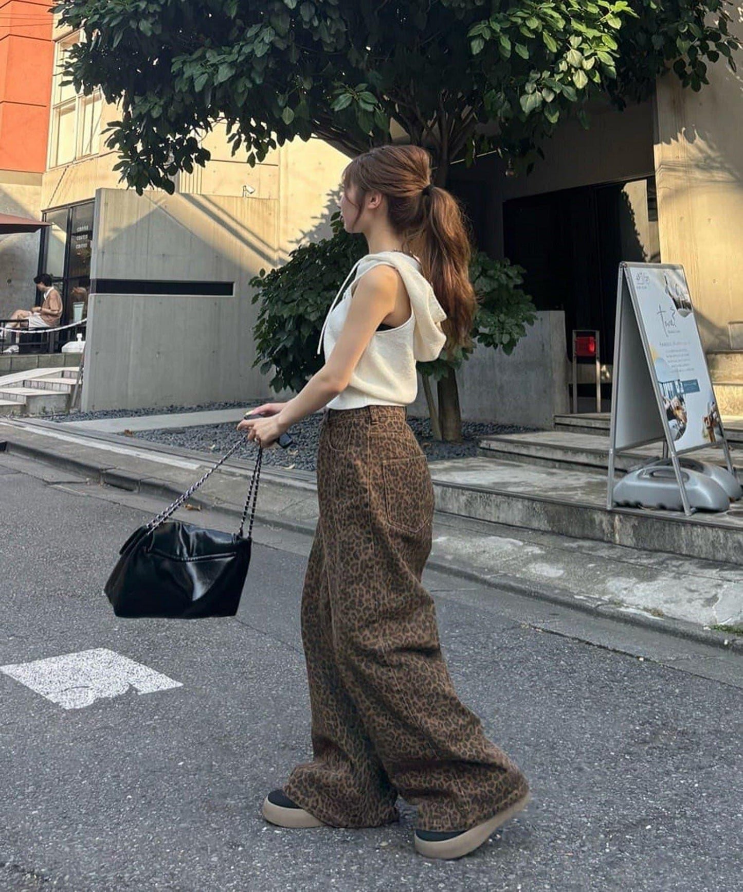 側邊拼接寬鬆褲