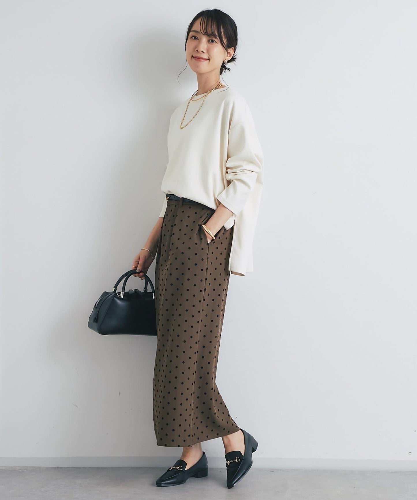 《大人可愛·穿著顯眼◎》絨面圓點拼接半身裙