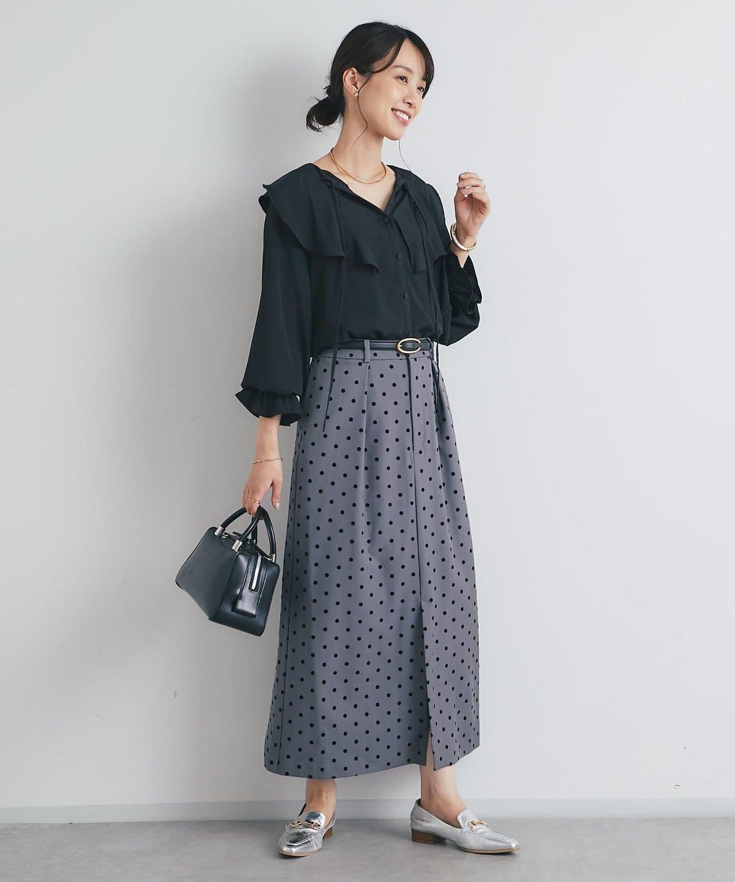 《大人可愛·穿著顯眼◎》絨面圓點拼接半身裙