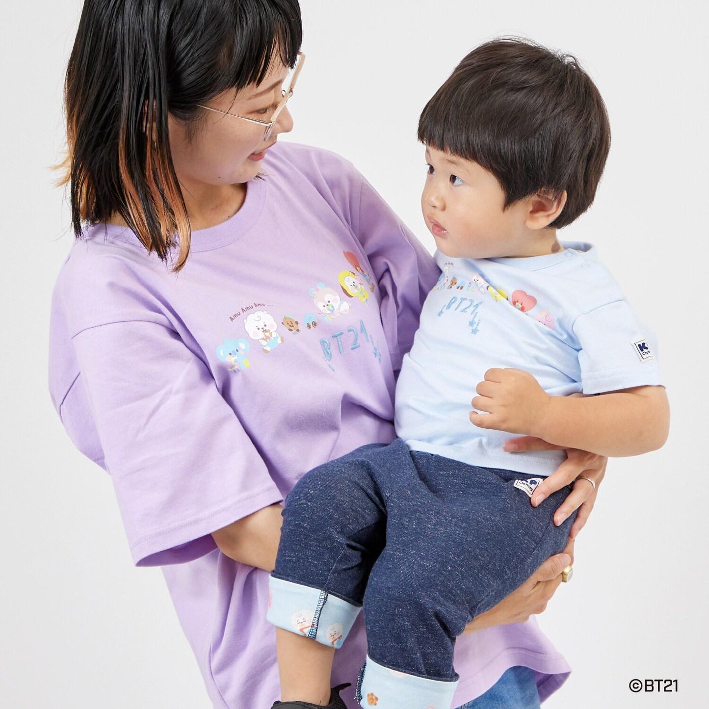 【《BT21》】印花及刺繡短袖T恤(成人款)