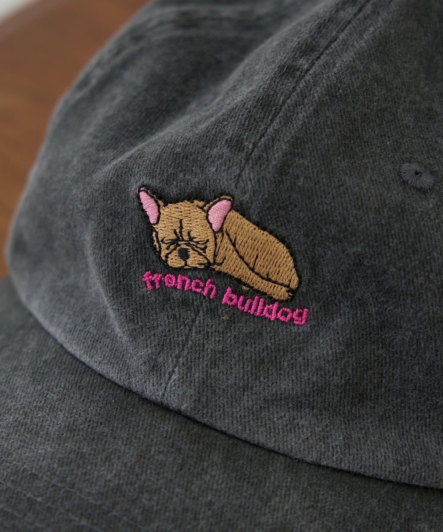 【SOUNDSGOOOOD】犬刺繡帆布帽