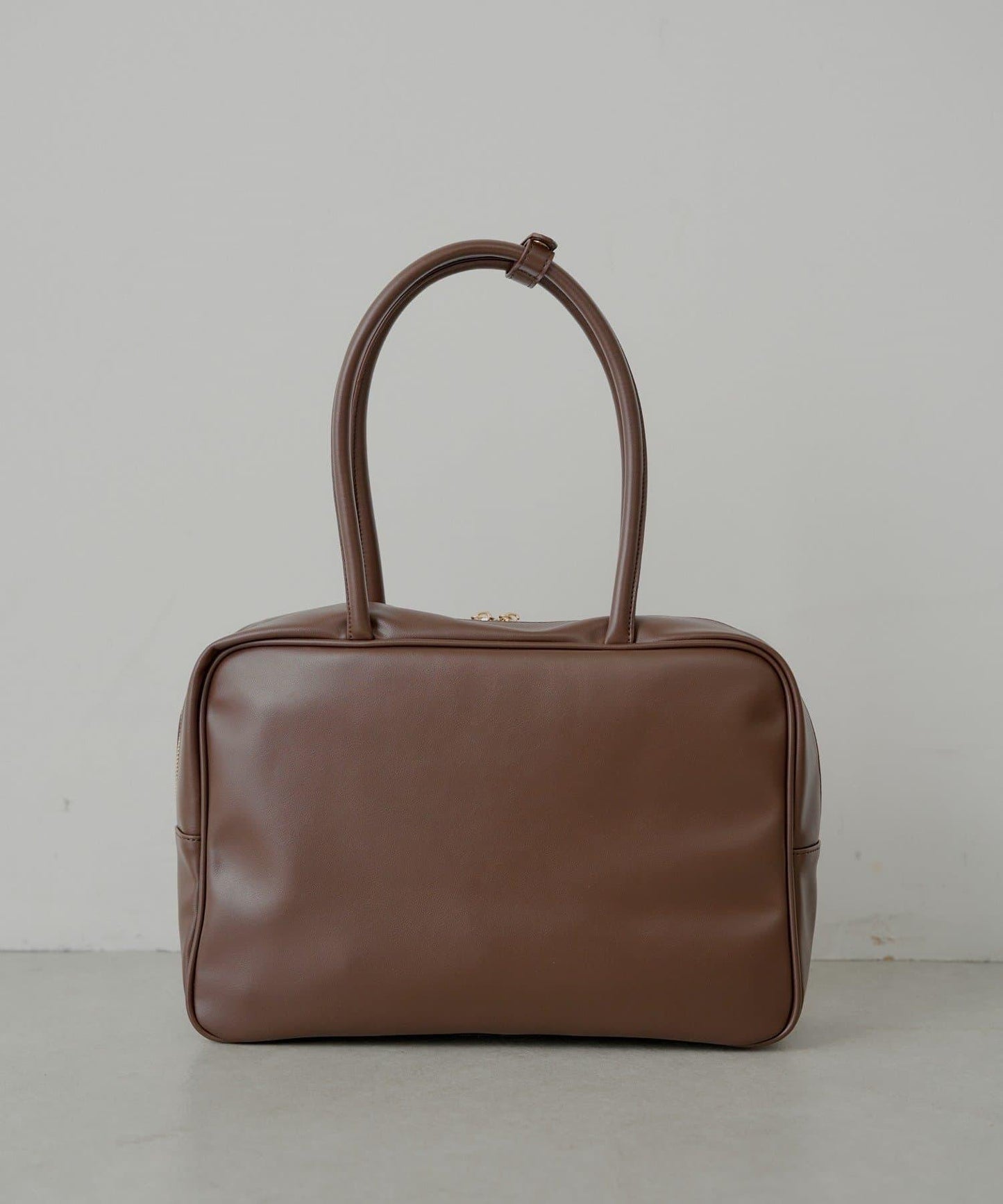 【2尺寸】帶吊墜的方形波士頓包