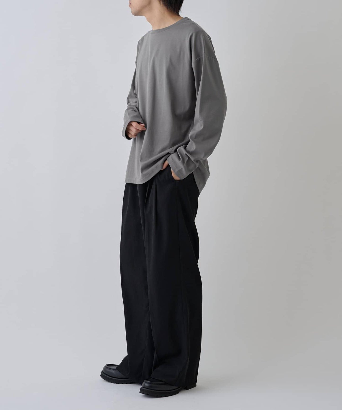 【AW】漸變棉圓弧下襬長袖T恤