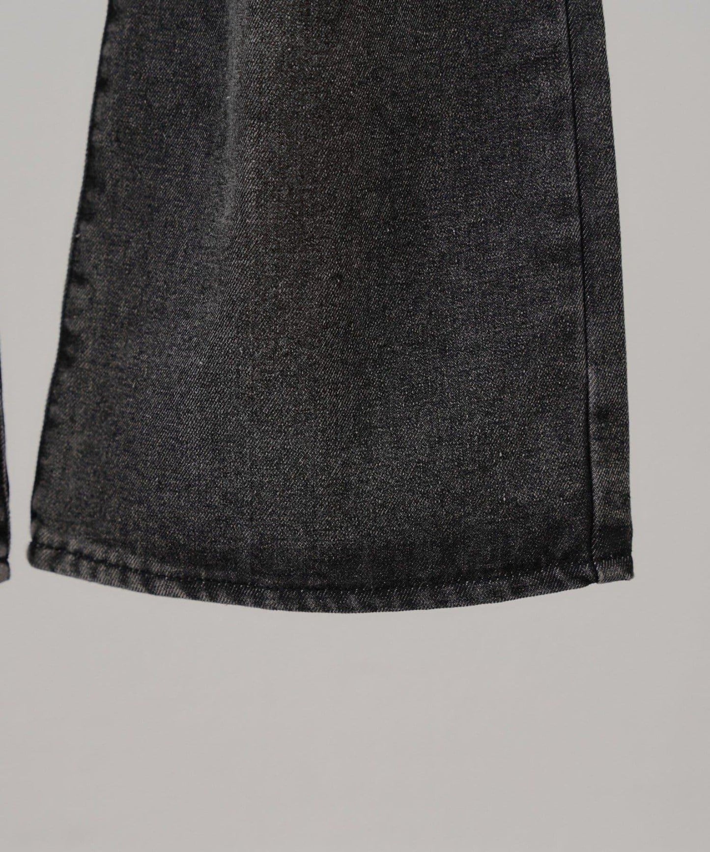 旬顏!損傷蕾絲牛仔褲