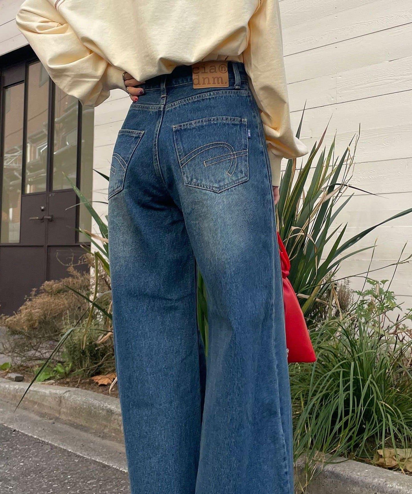 【CIAN DENIM/藍色牛仔布】分裂式前開衩寬鬆牛仔褲#002