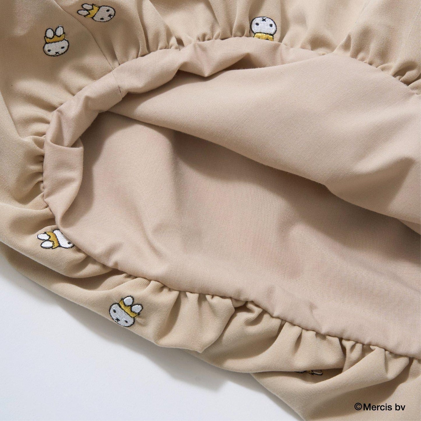 【商品】【Miffy】刺繡全印花泡泡連衣裙