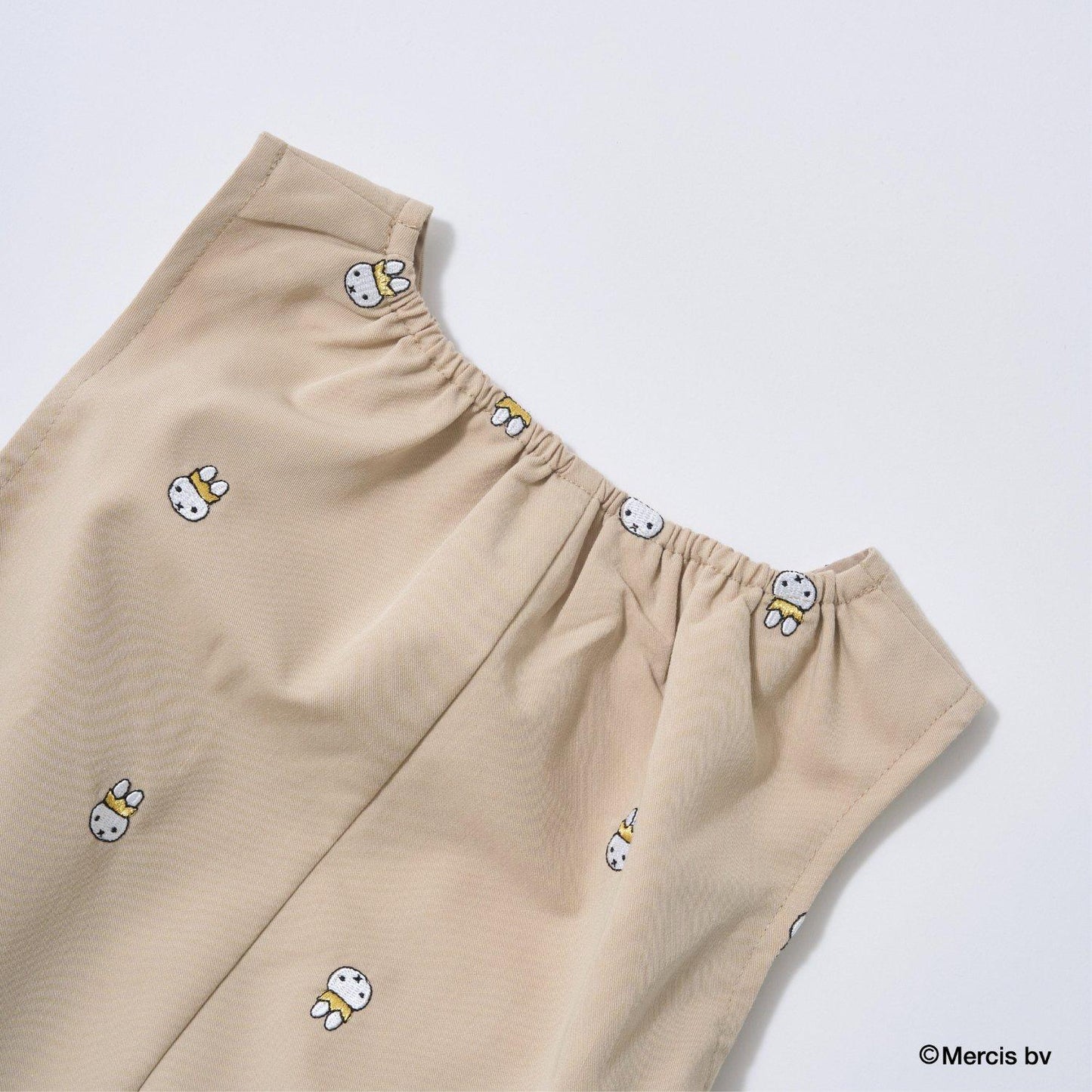 【商品】【Miffy】刺繡全印花泡泡連衣裙