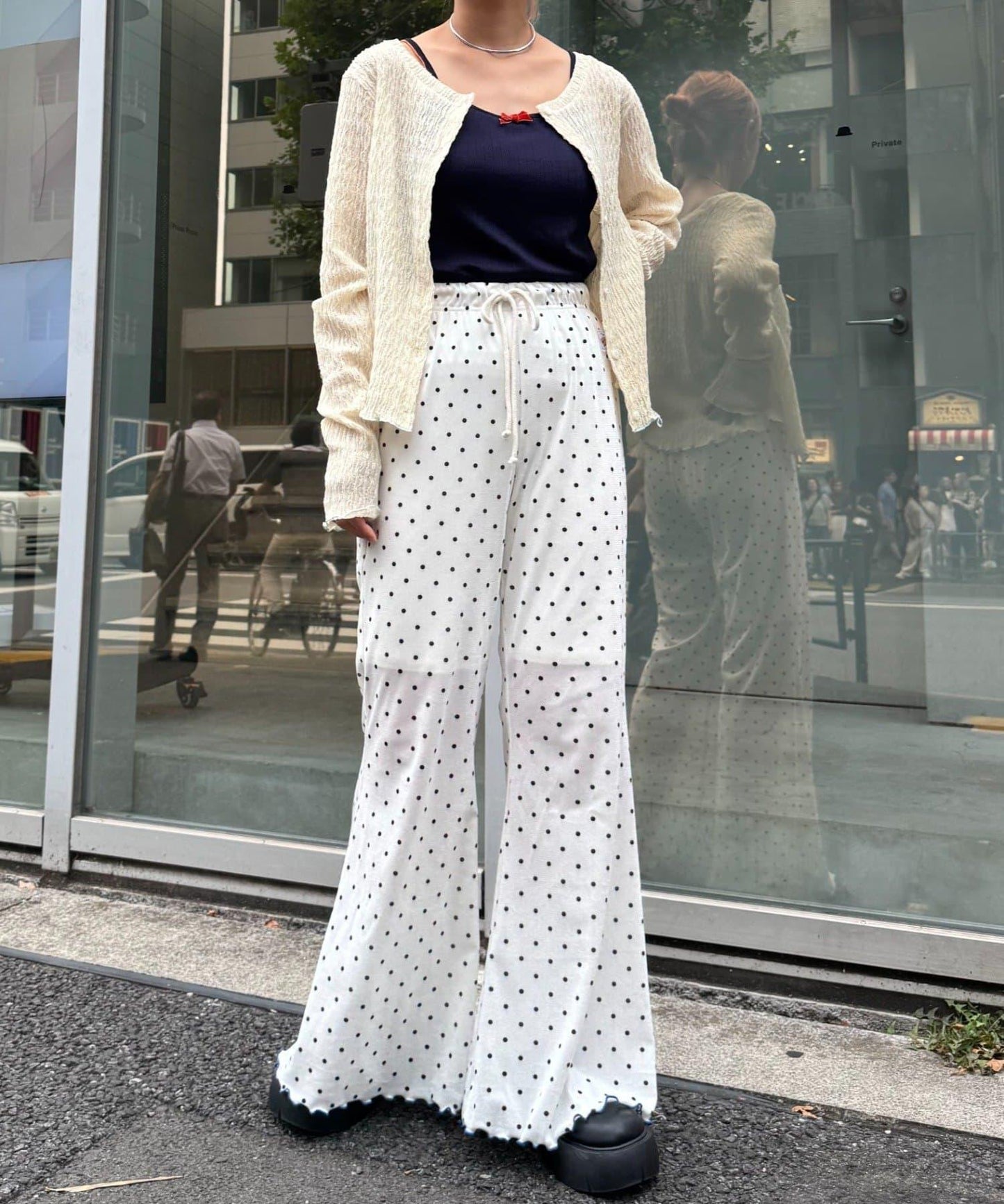 H.S款式絨布印花喇叭褲